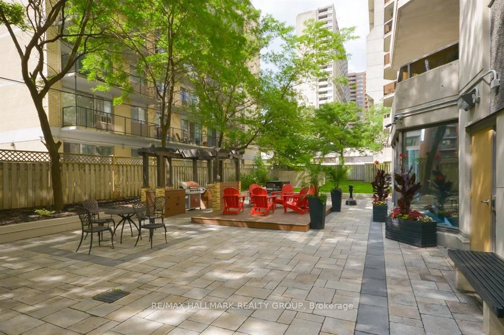 Photo 32 of Unit 902, 470 Laurier Avenue W, Ottawa, Ottawa Centre — HOMEH