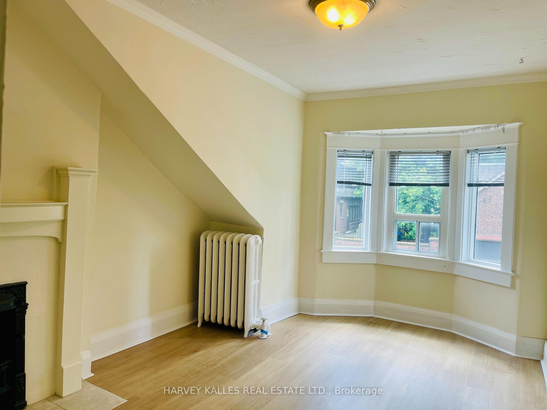 Photo 11 of Unit 2nd Flr Unit B, 218 Heath Street, Toronto, Forest Hill South — HOMEH