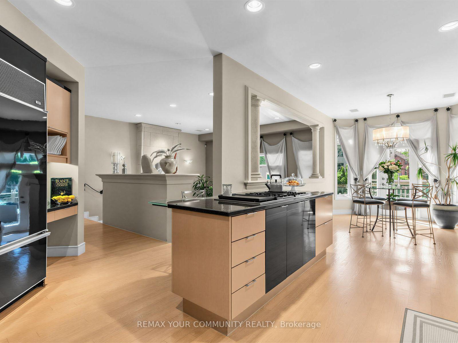 Photo 17 of 477 Old Orchard Grove, Toronto, Bedford Park-Nortown — HOMEH