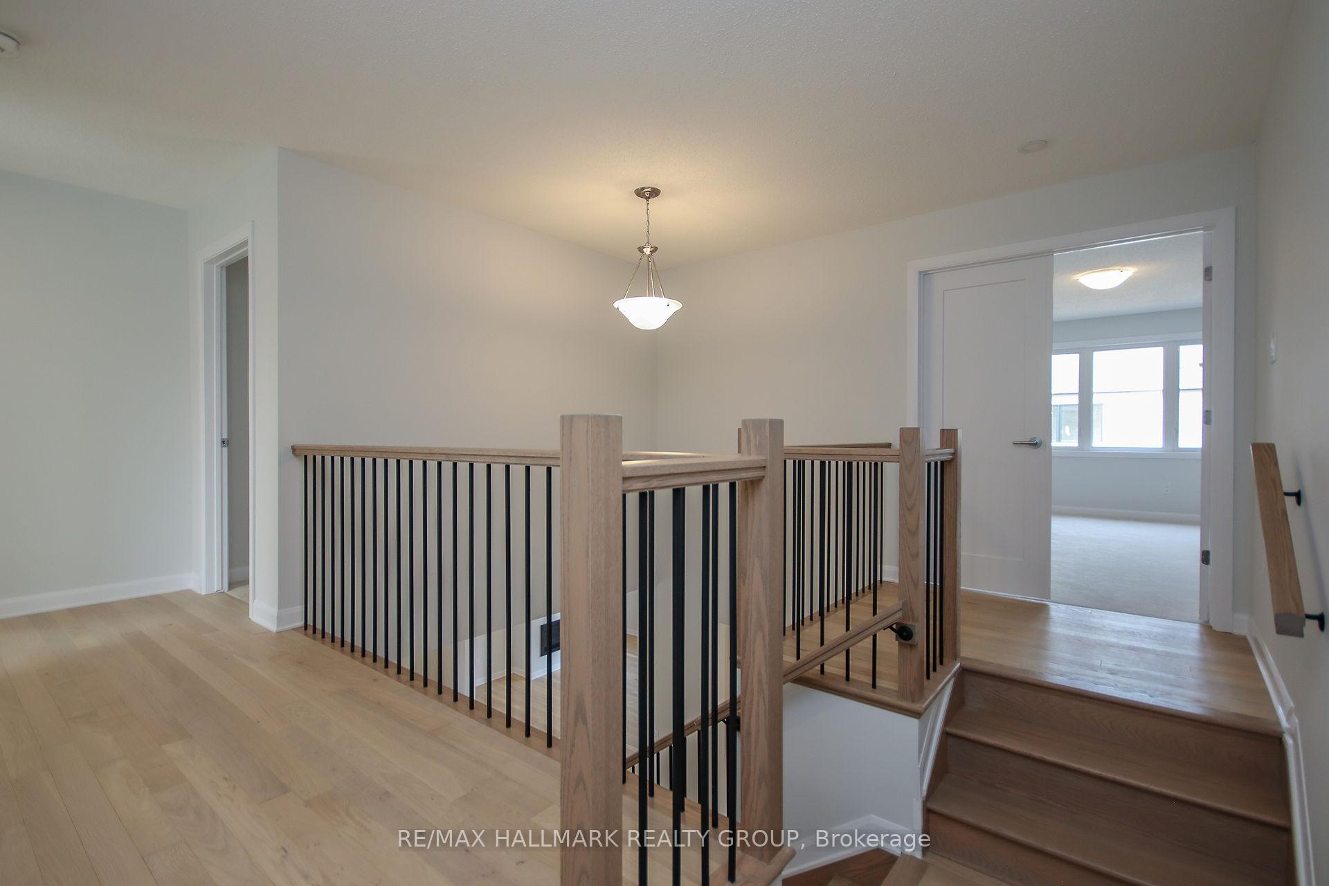 Photo 17 of 613 Idyllic Terrace, Ottawa, Avalon East — HOMEH
