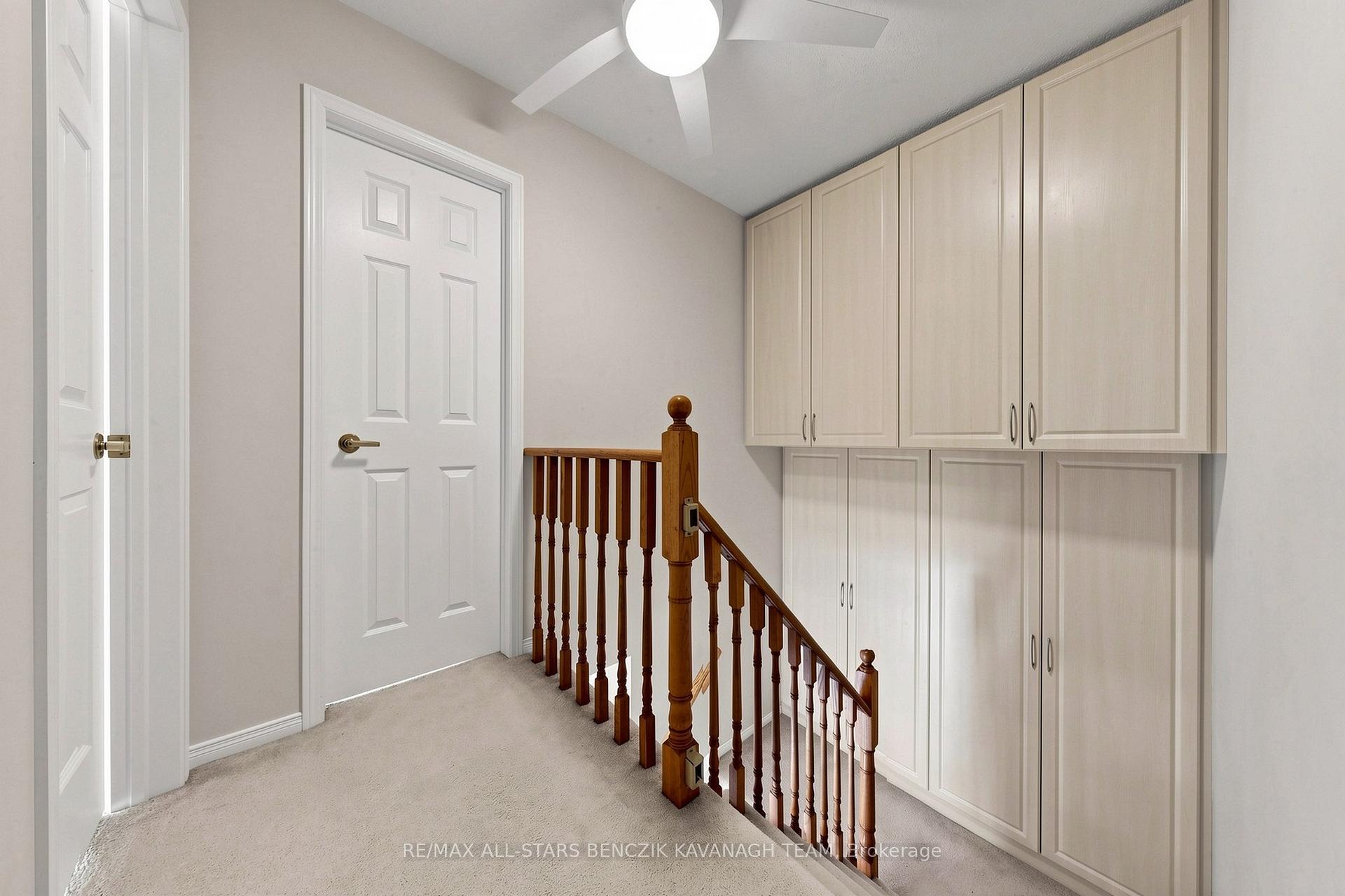 Photo 11 of 46 Crawford Rose Drive, Aurora, Aurora Heights — HOMEH