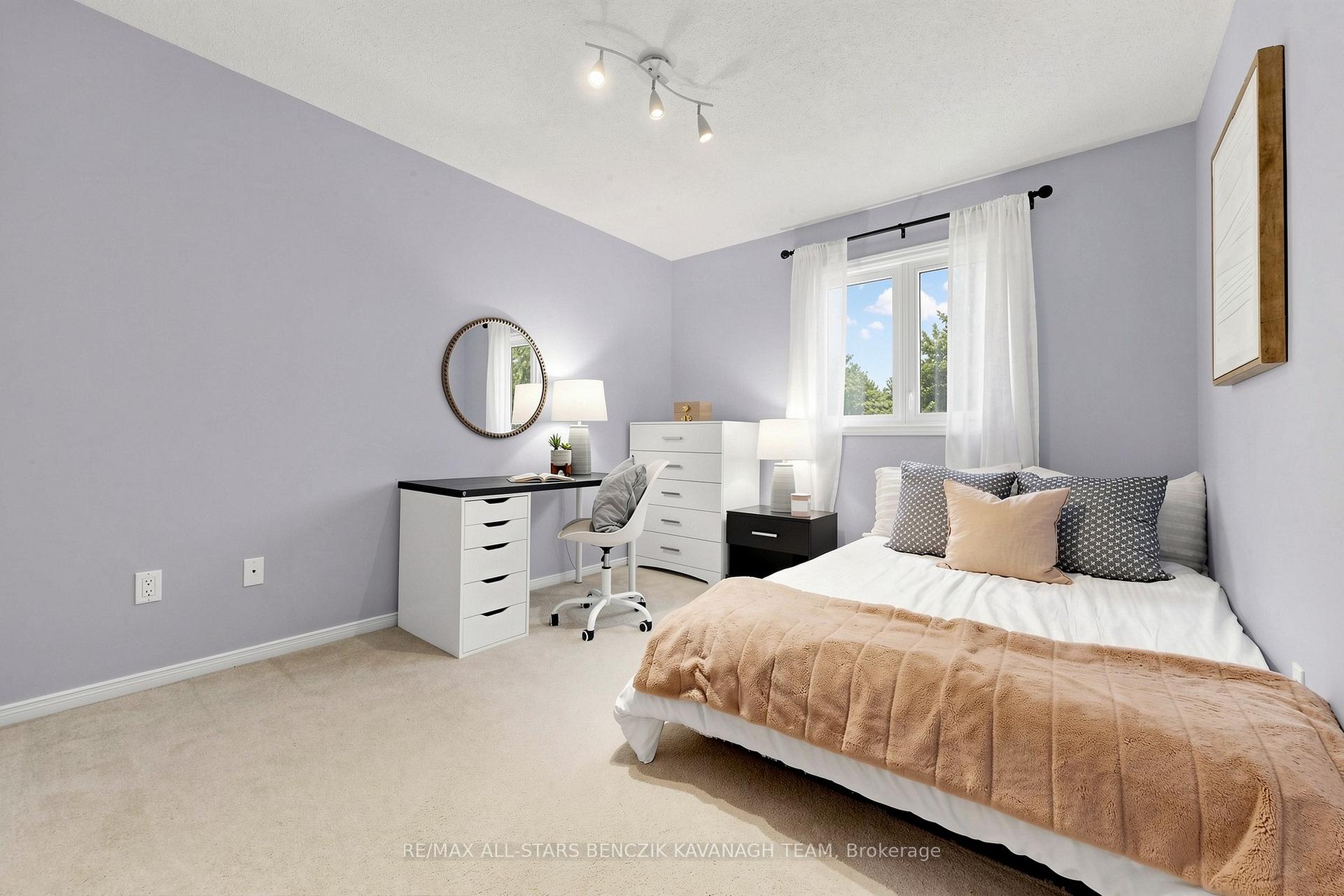 Photo 14 of 46 Crawford Rose Drive, Aurora, Aurora Heights — HOMEH