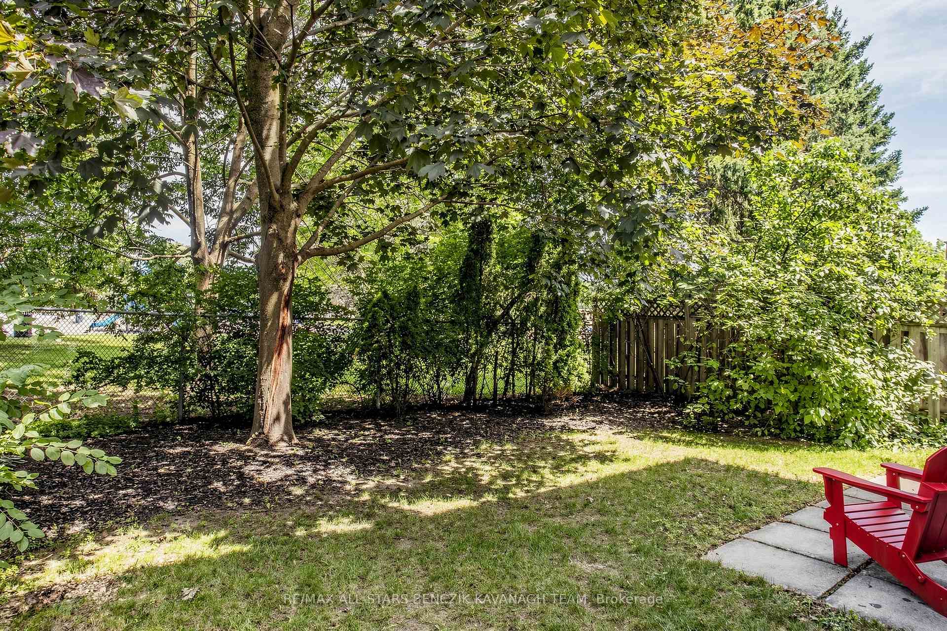 Photo 22 of 46 Crawford Rose Drive, Aurora, Aurora Heights — HOMEH