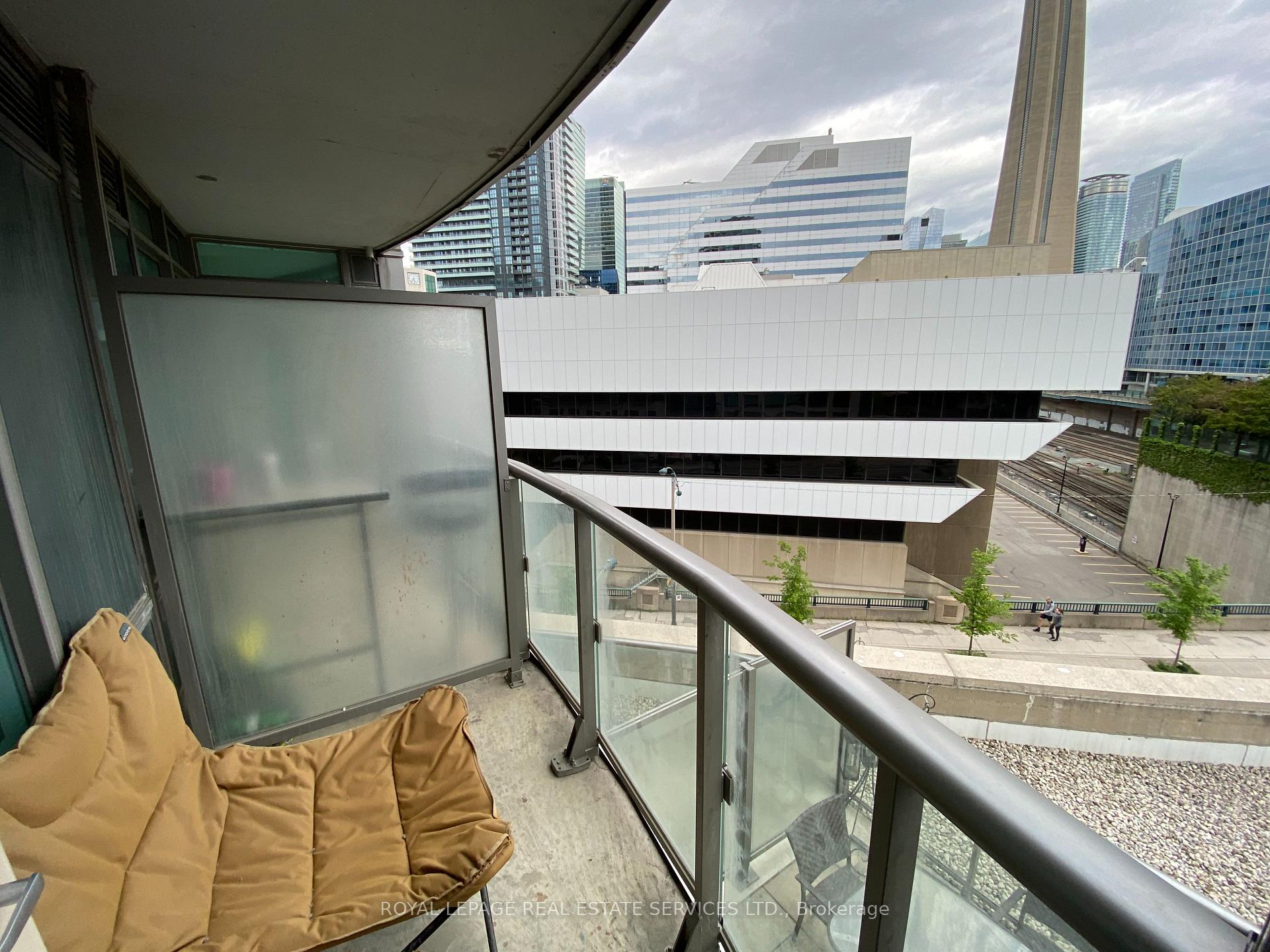 Photo 11 of Unit 705, 361 Front Street W, Toronto, Waterfront Communities — HOMEH