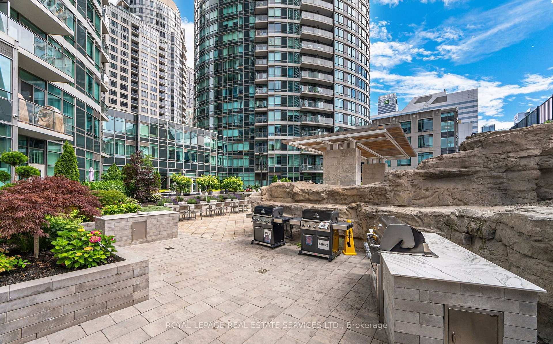 Photo 14 of Unit 705, 361 Front Street W, Toronto, Waterfront Communities — HOMEH