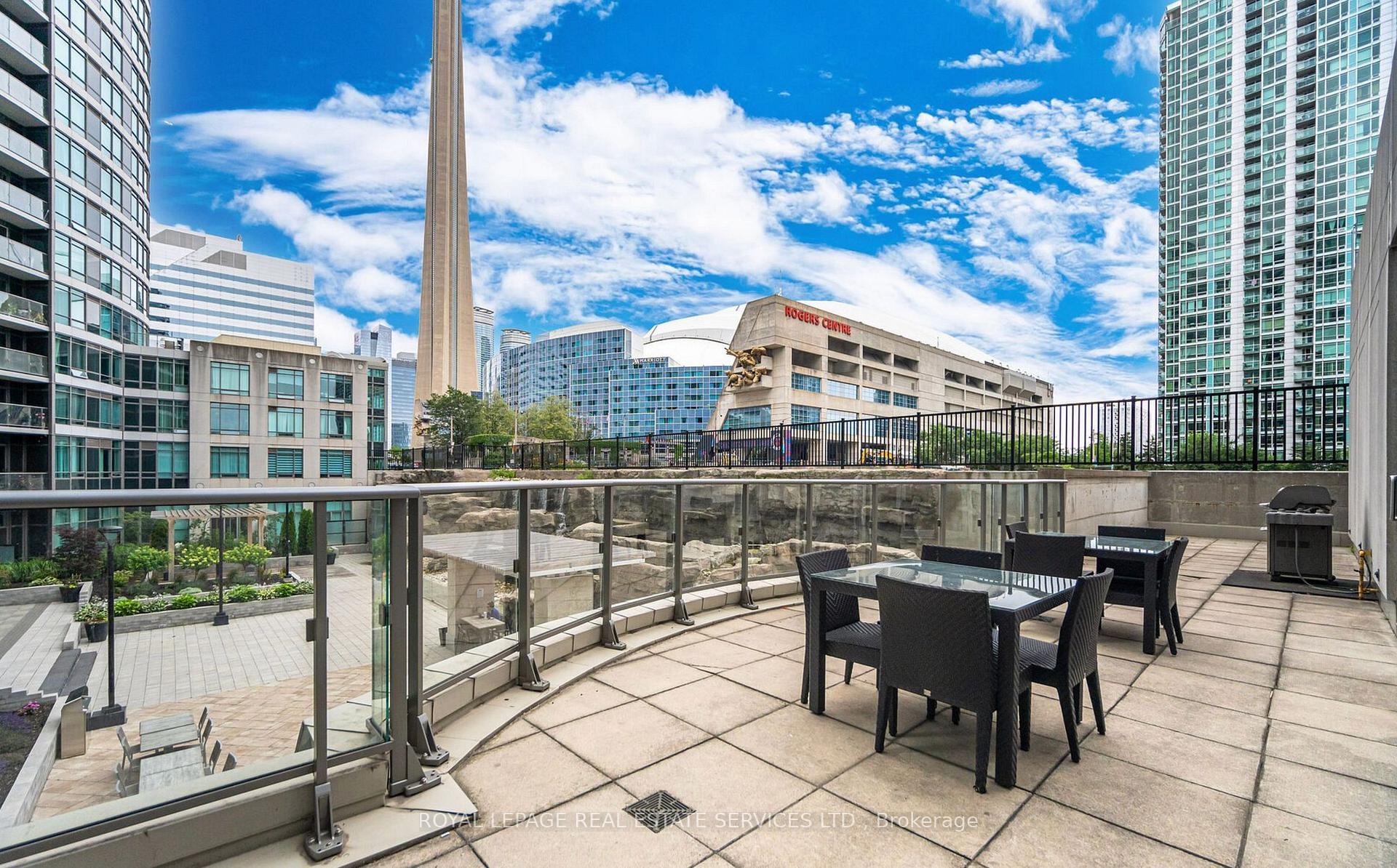Photo 15 of Unit 705, 361 Front Street W, Toronto, Waterfront Communities — HOMEH