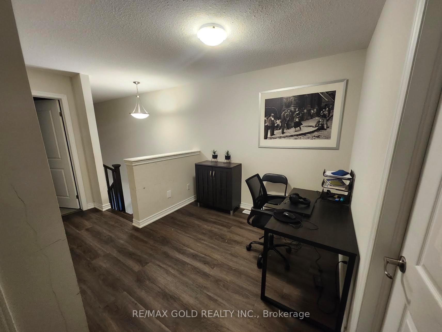 Photo 10 of 134 Sycamore Street, Welland, West Welland — HOMEH