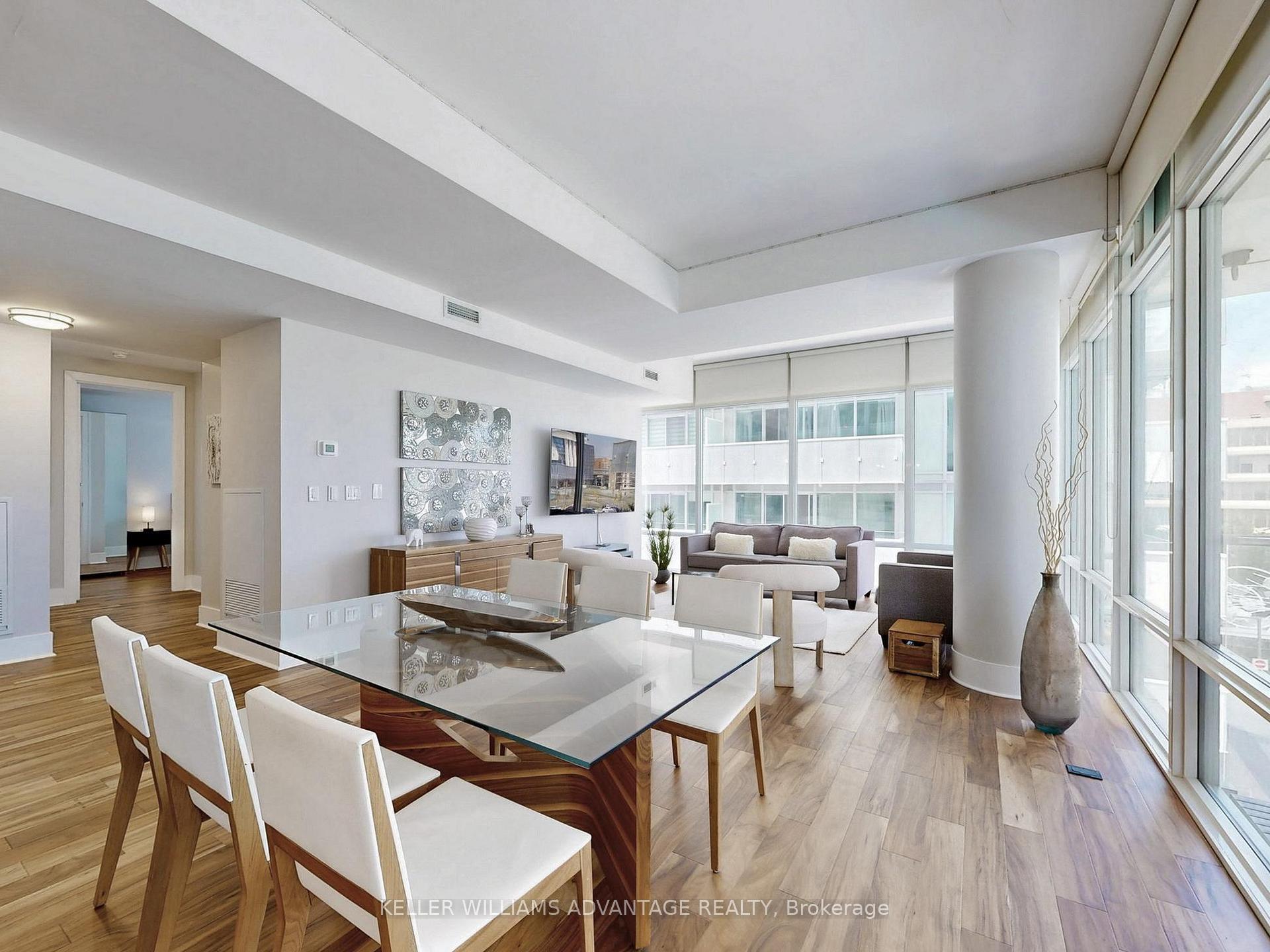 Photo 8 of Unit 401, 29 Queens Quay E, Toronto, Waterfront Communities — HOMEH