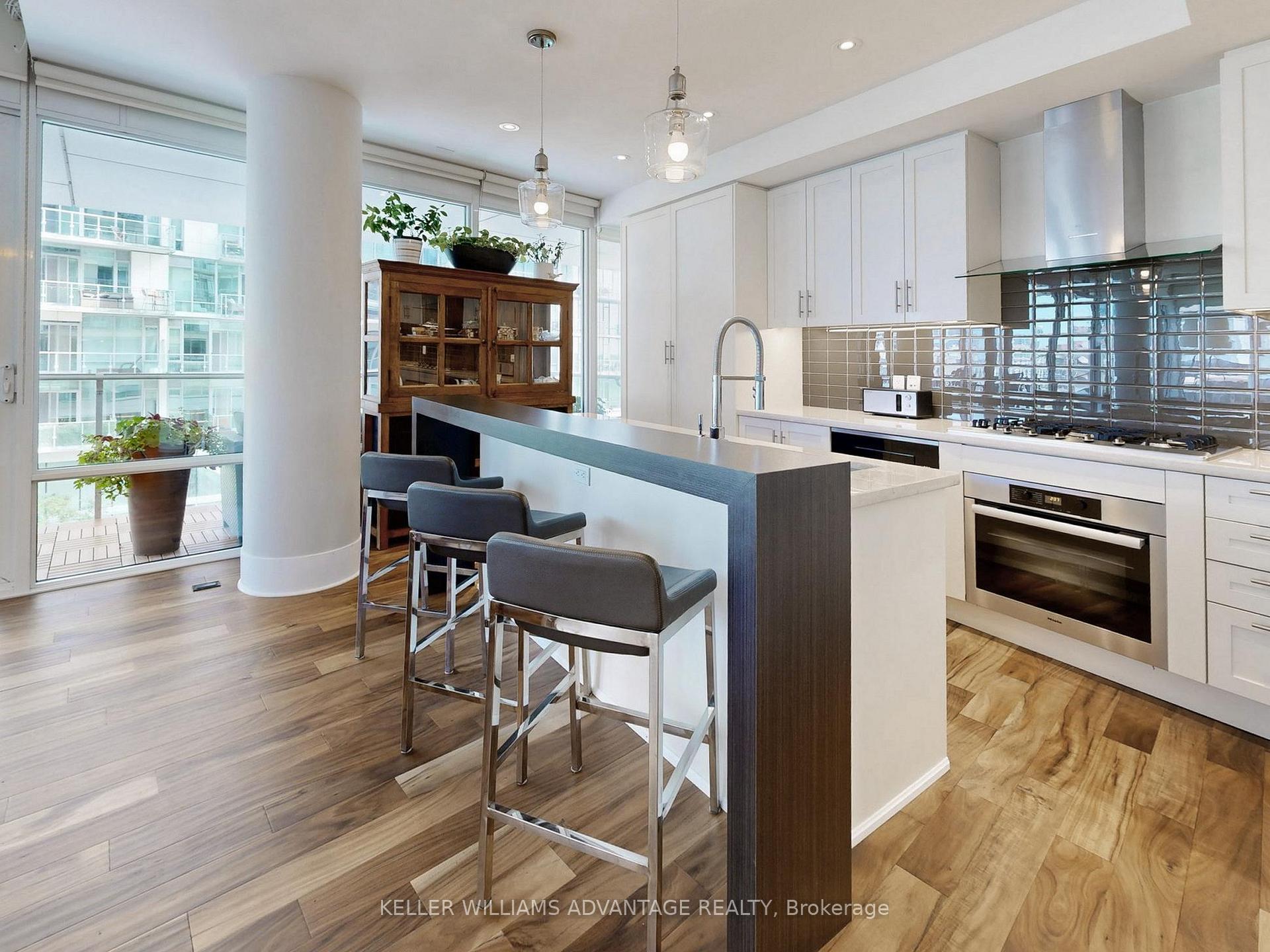 Photo 12 of Unit 401, 29 Queens Quay E, Toronto, Waterfront Communities — HOMEH