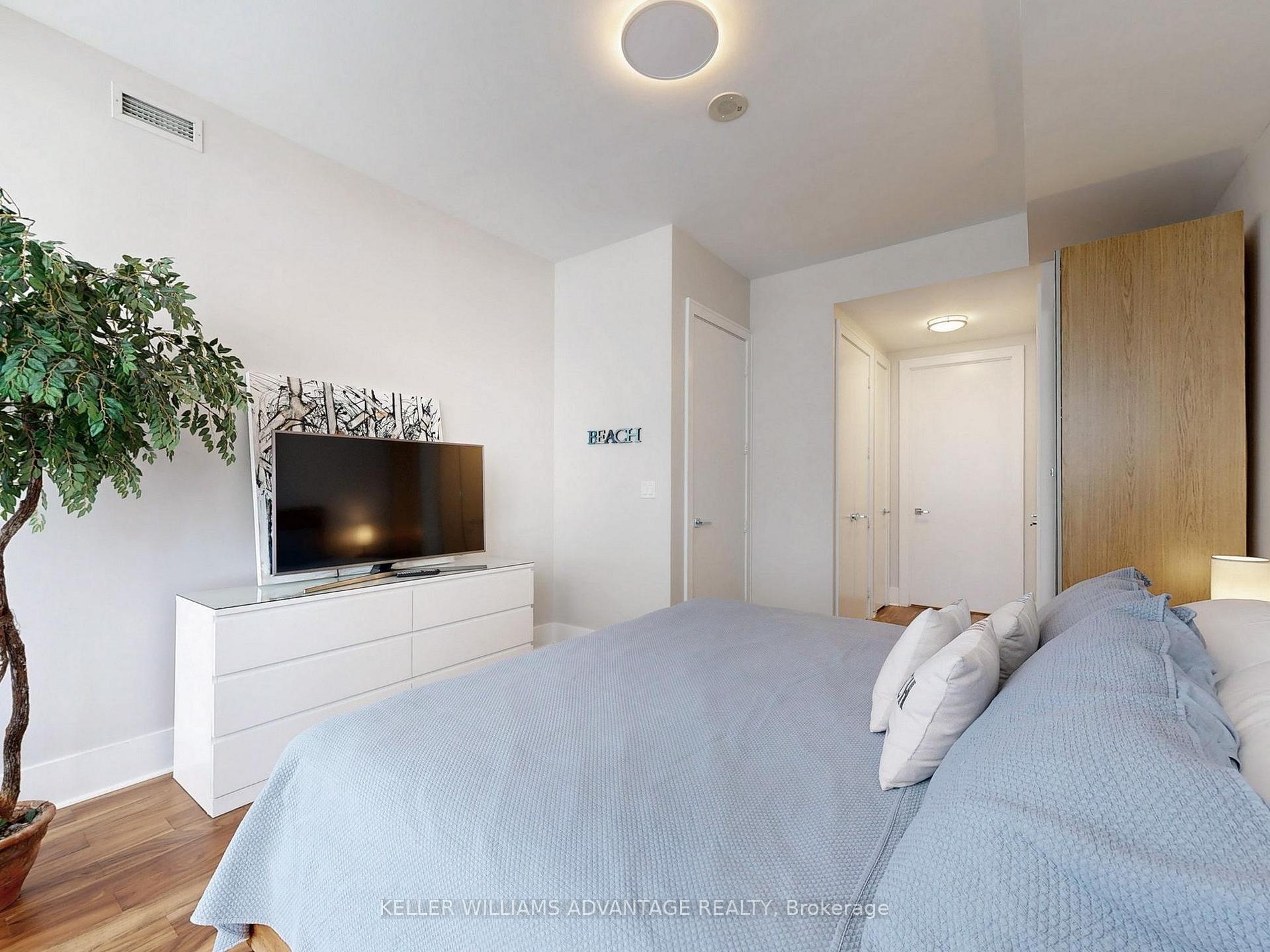 Photo 21 of Unit 401, 29 Queens Quay E, Toronto, Waterfront Communities — HOMEH