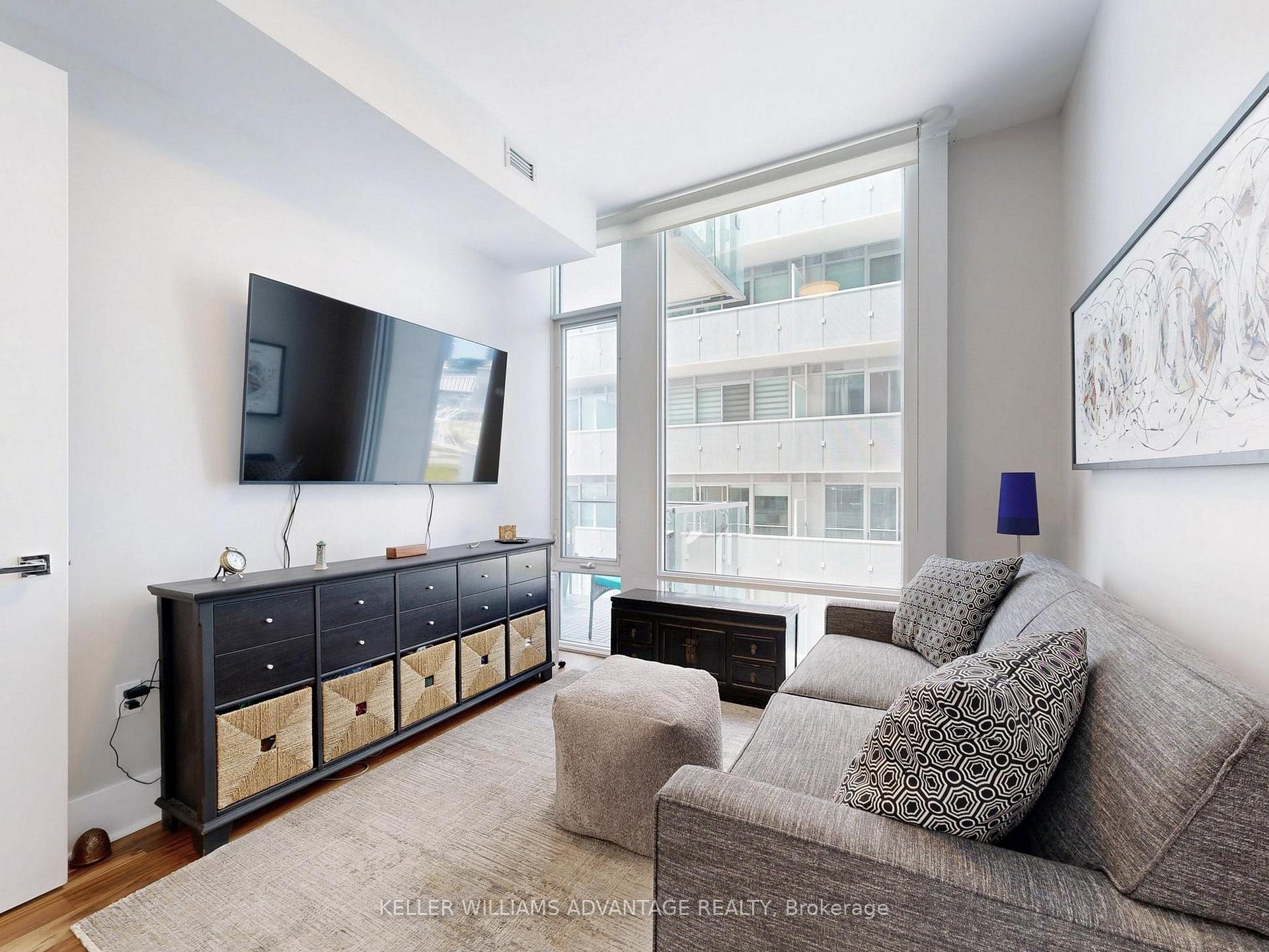 Photo 24 of Unit 401, 29 Queens Quay E, Toronto, Waterfront Communities — HOMEH