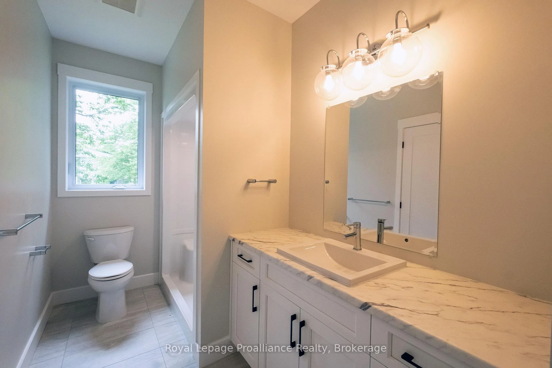 Photo 23 of Unit A, 166 Sienna Avenue, Belleville, Belleville Ward — HOMEH