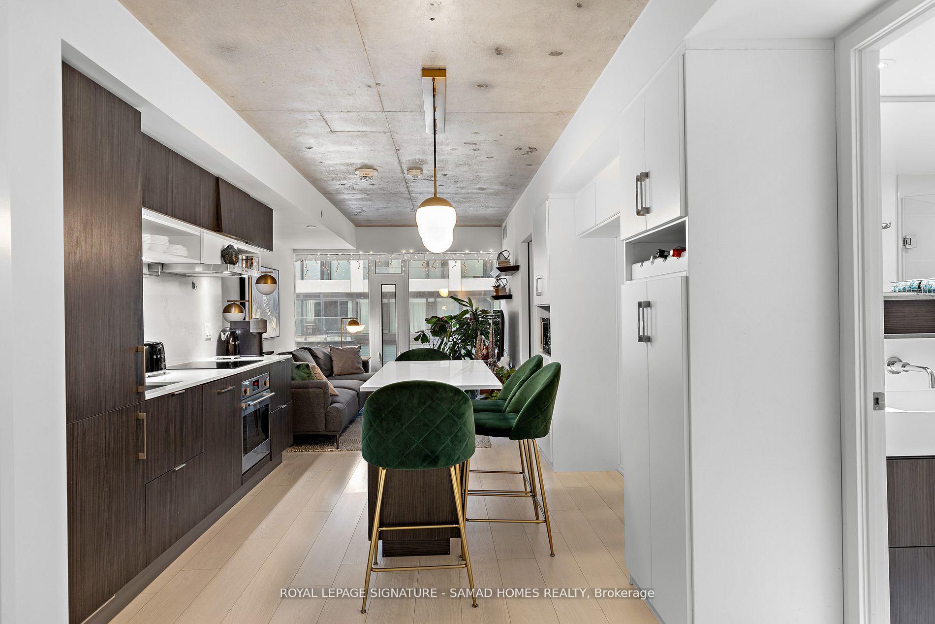 Photo 3 of Unit 702, 5 Soudan Avenue, Toronto, Mount Pleasant West — HOMEH