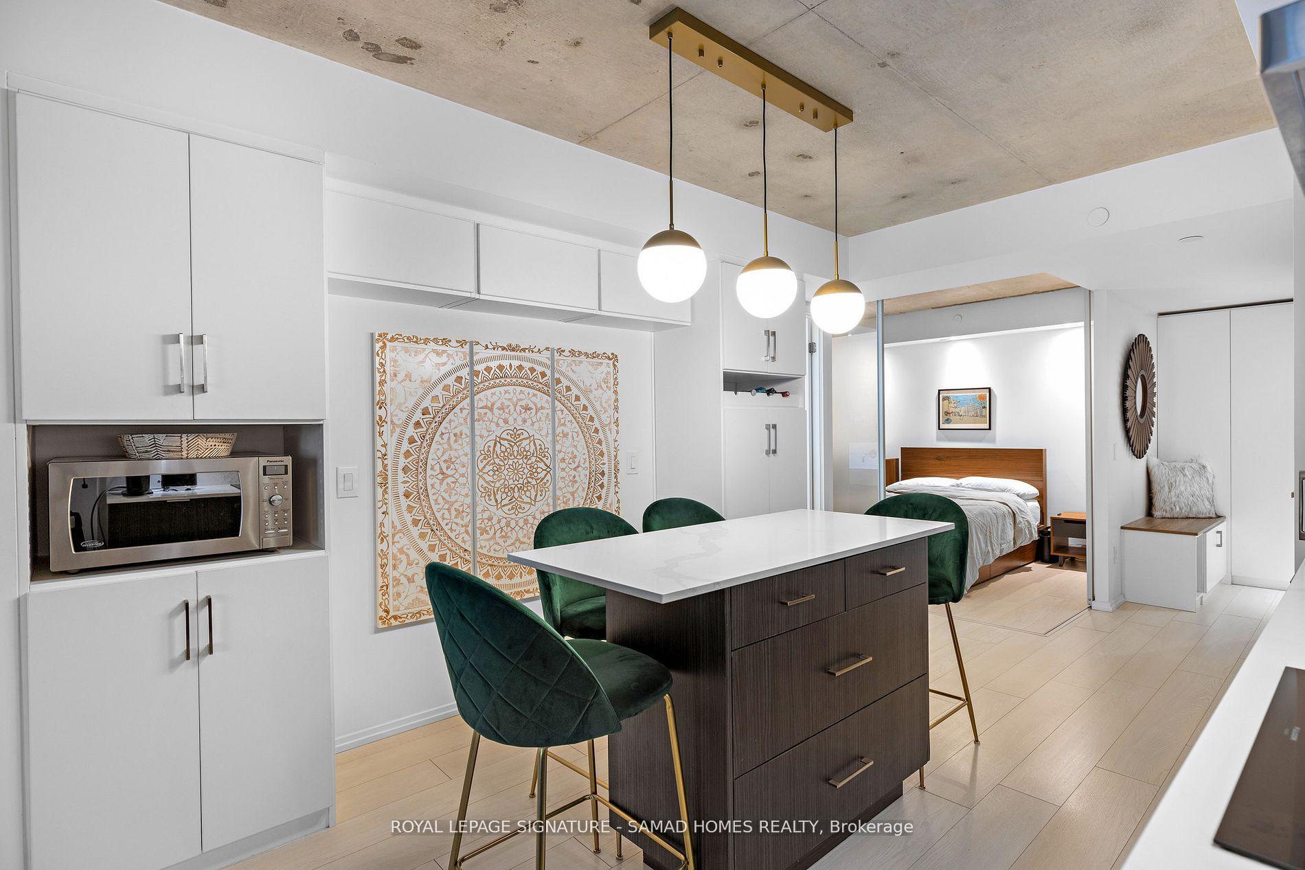 Photo 8 of Unit 702, 5 Soudan Avenue, Toronto, Mount Pleasant West — HOMEH