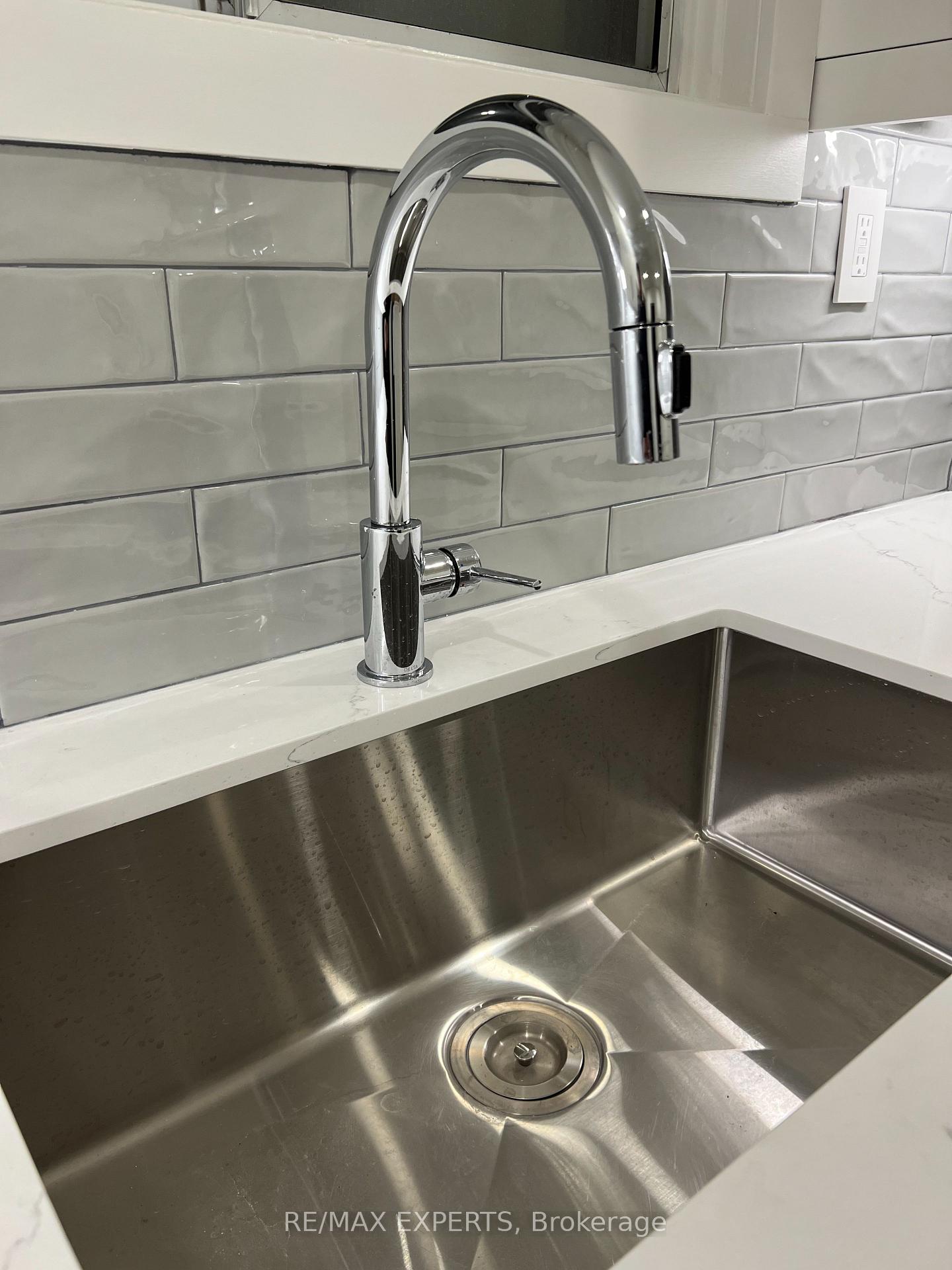 Photo 2 of Unit 1, 101 Kenwood Avenue, Toronto, Humewood-Cedarvale — HOMEH