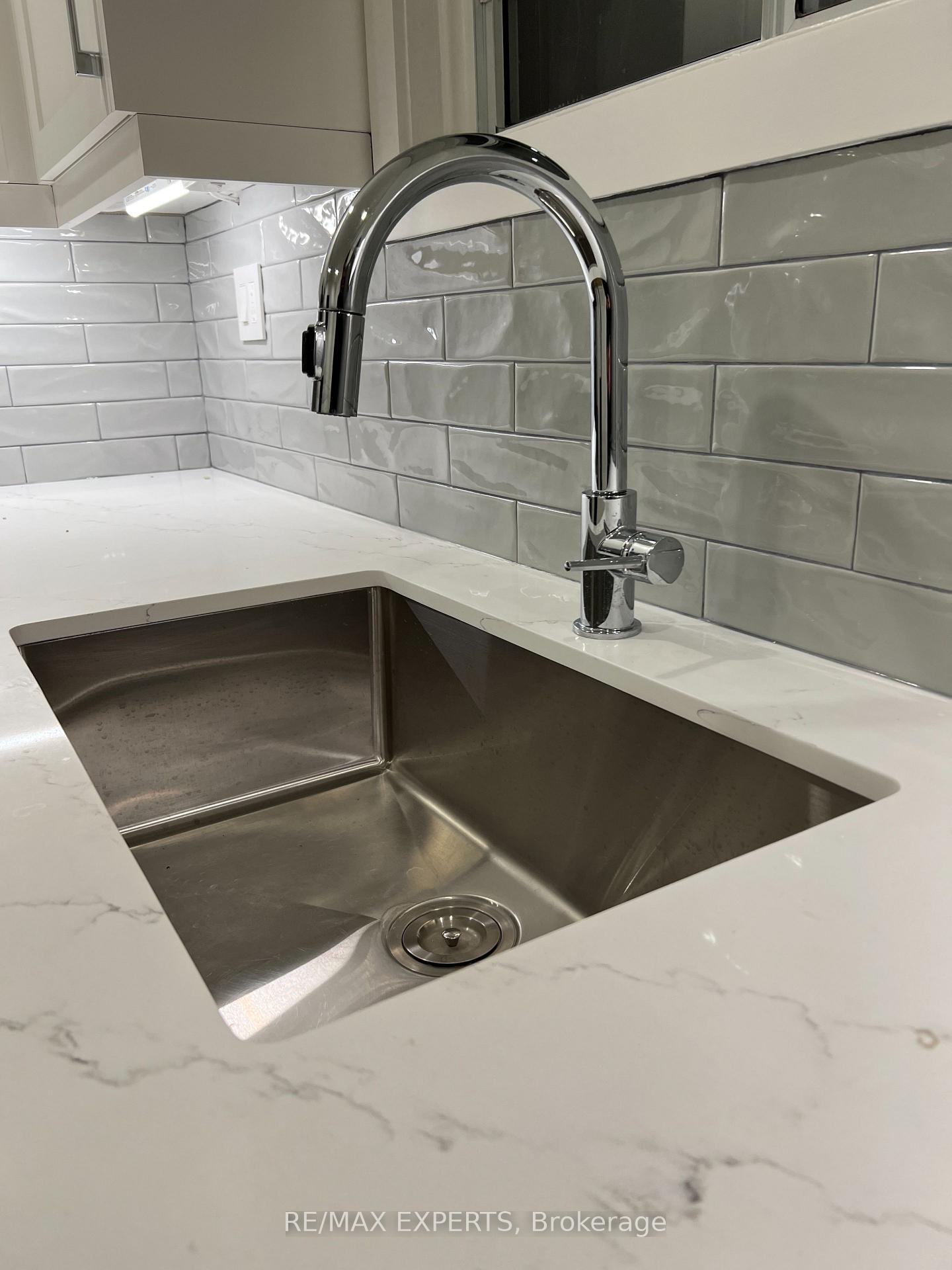 Photo 3 of Unit 1, 101 Kenwood Avenue, Toronto, Humewood-Cedarvale — HOMEH
