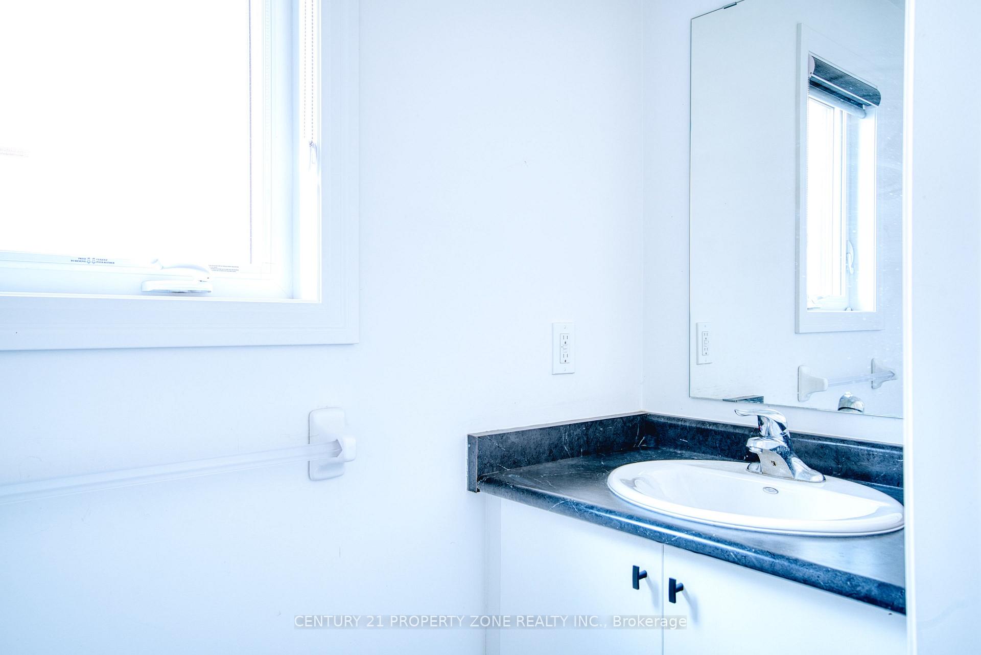 Photo 14 of 11 Shedrow Place, Kitchener, Huron Park — HOMEH