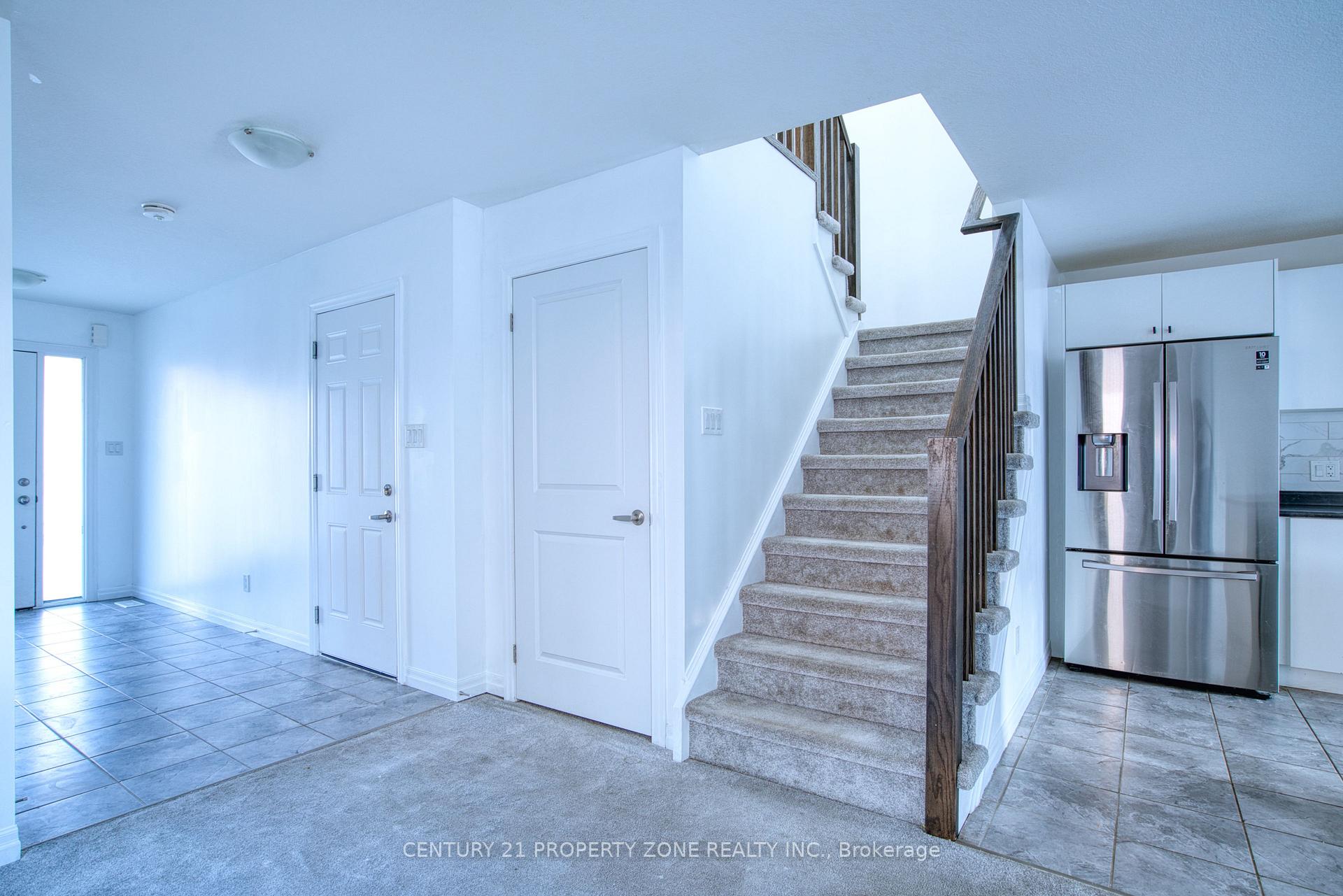Photo 16 of 11 Shedrow Place, Kitchener, Huron Park — HOMEH