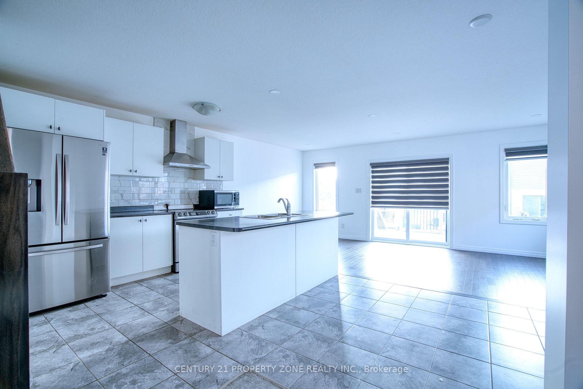 Photo 20 of 11 Shedrow Place, Kitchener, Huron Park — HOMEH