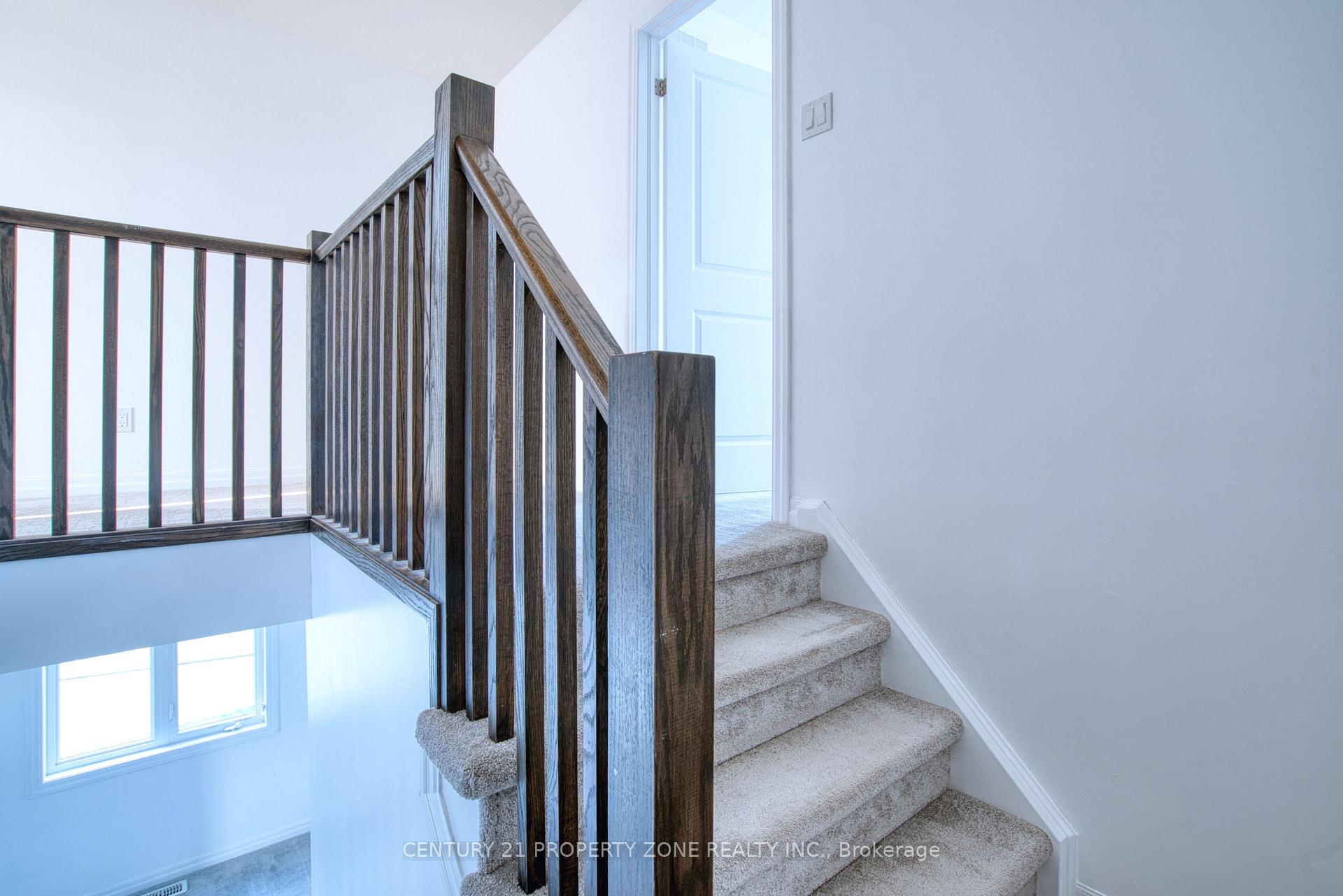 Photo 22 of 11 Shedrow Place, Kitchener, Huron Park — HOMEH