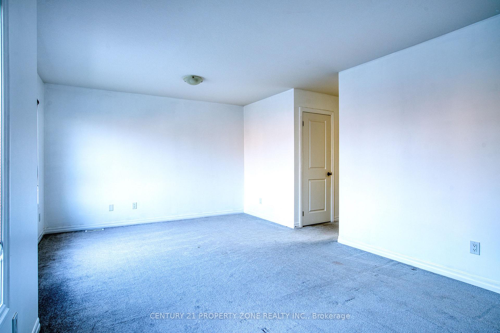 Photo 24 of 11 Shedrow Place, Kitchener, Huron Park — HOMEH