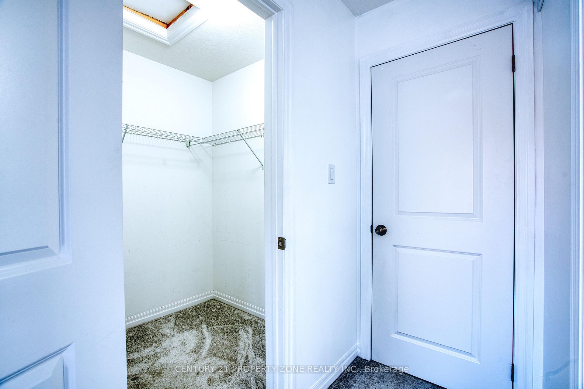 Photo 30 of 11 Shedrow Place, Kitchener, Huron Park — HOMEH