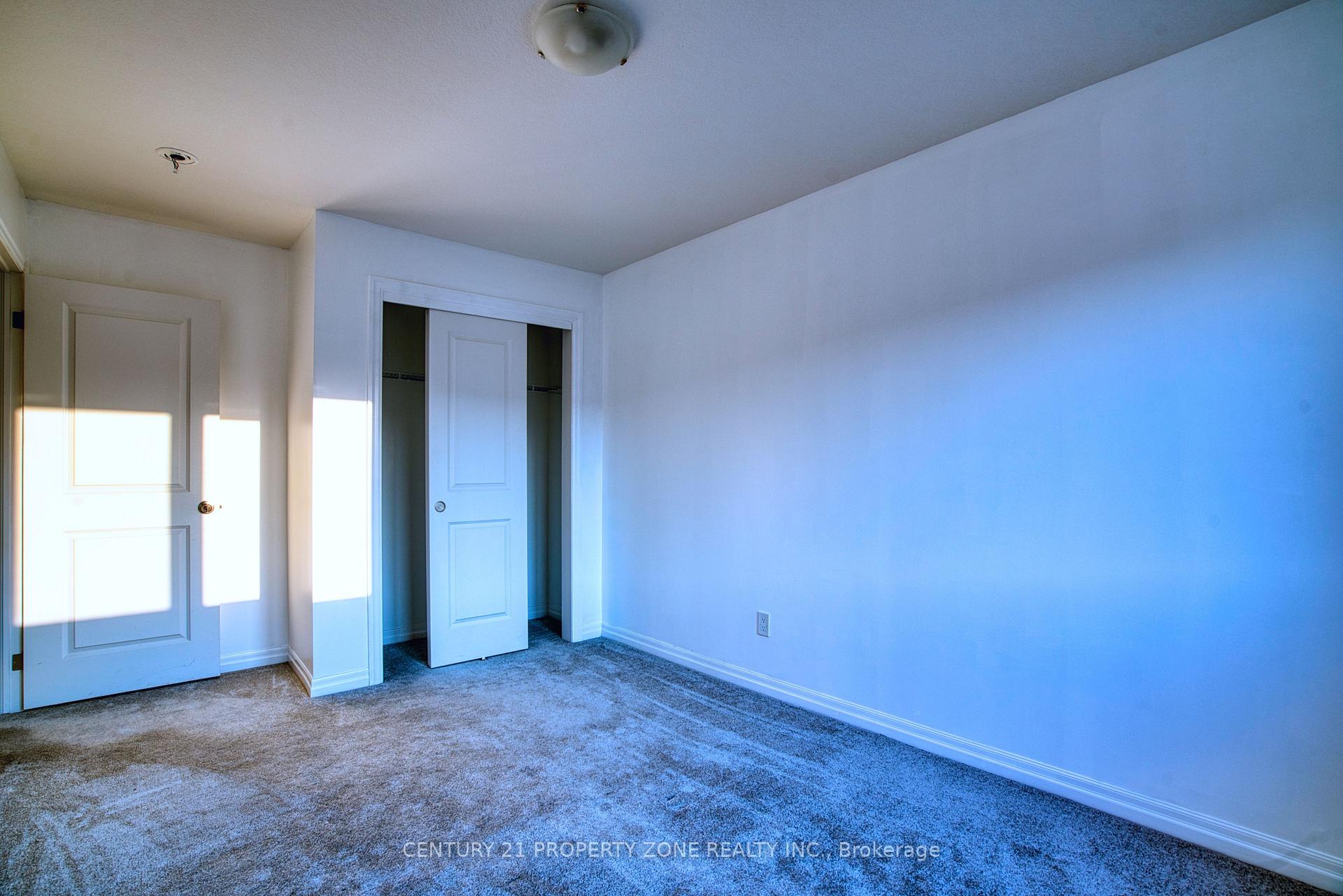 Photo 38 of 11 Shedrow Place, Kitchener, Huron Park — HOMEH