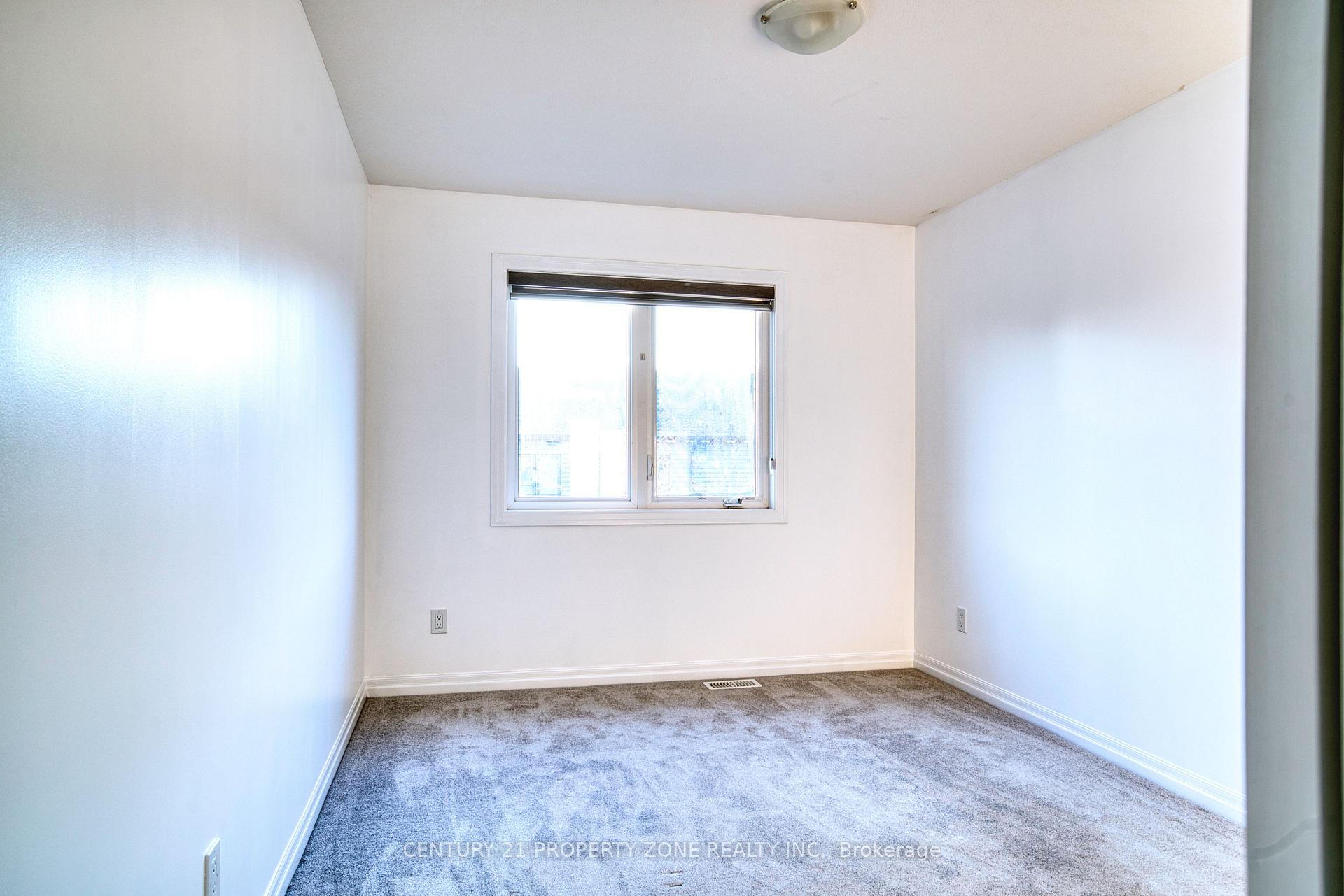 Photo 39 of 11 Shedrow Place, Kitchener, Huron Park — HOMEH