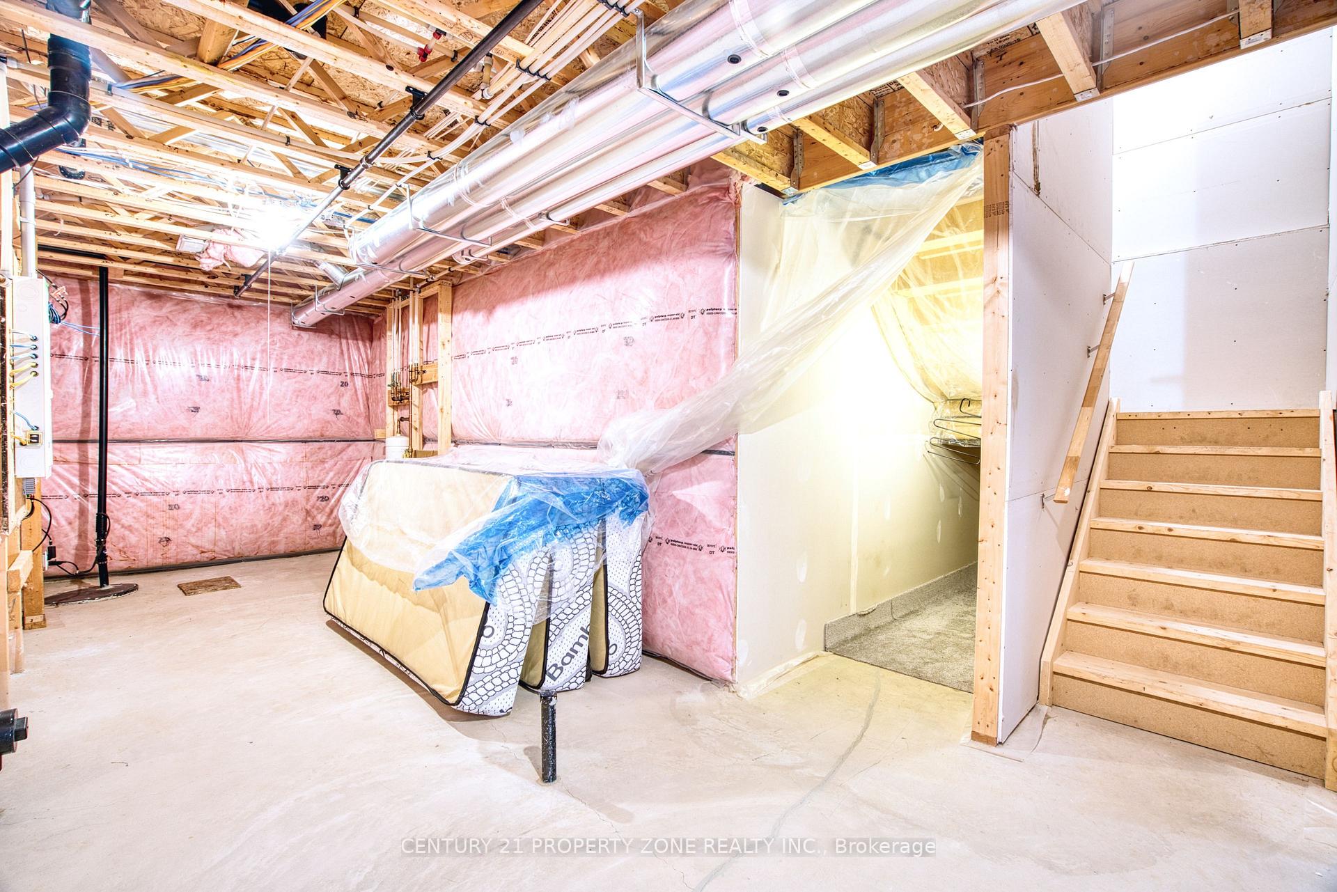 Photo 46 of 11 Shedrow Place, Kitchener, Huron Park — HOMEH