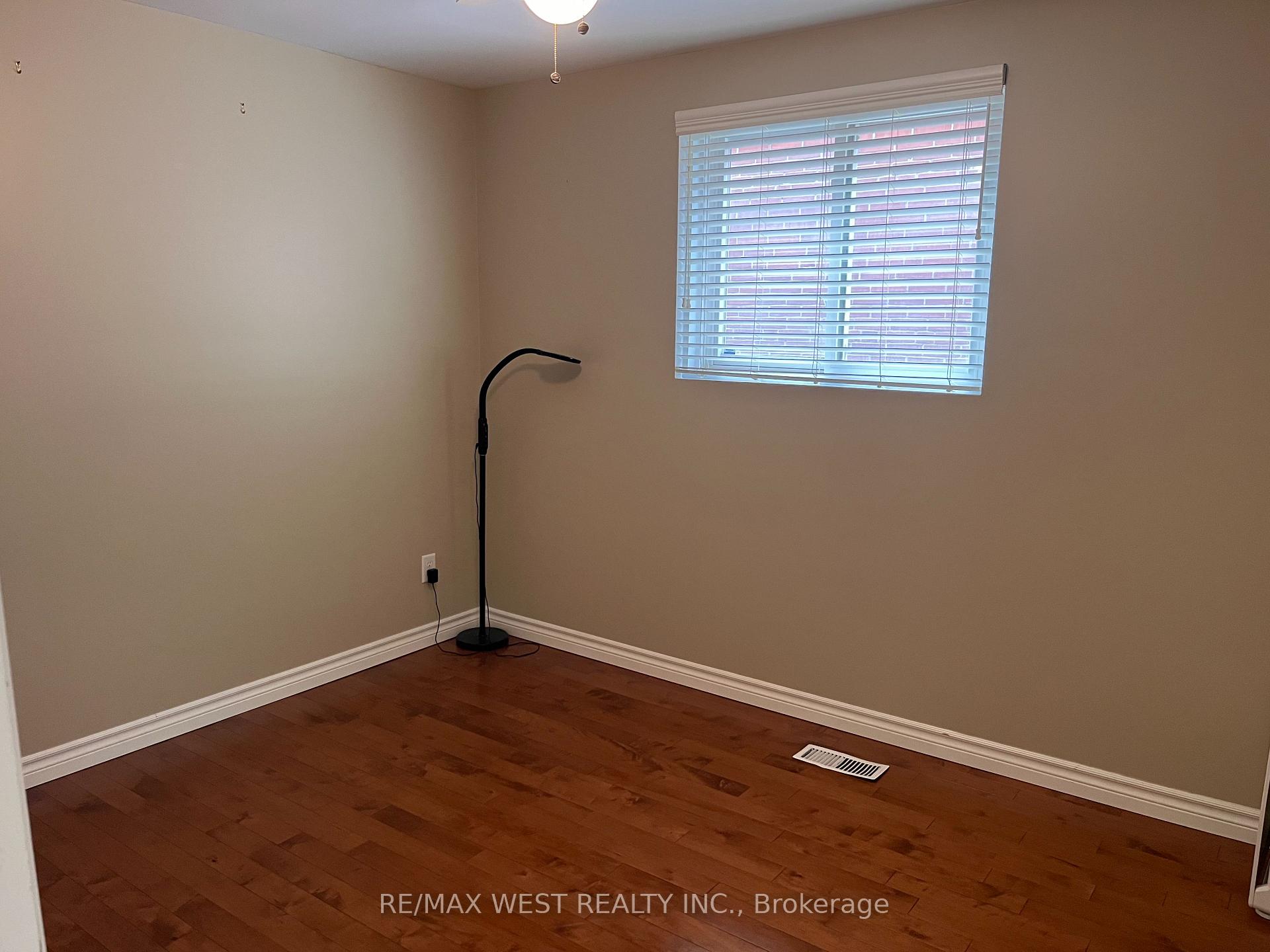 Photo 6 of 568 Dufferin Street, Toronto, Little Portugal — HOMEH