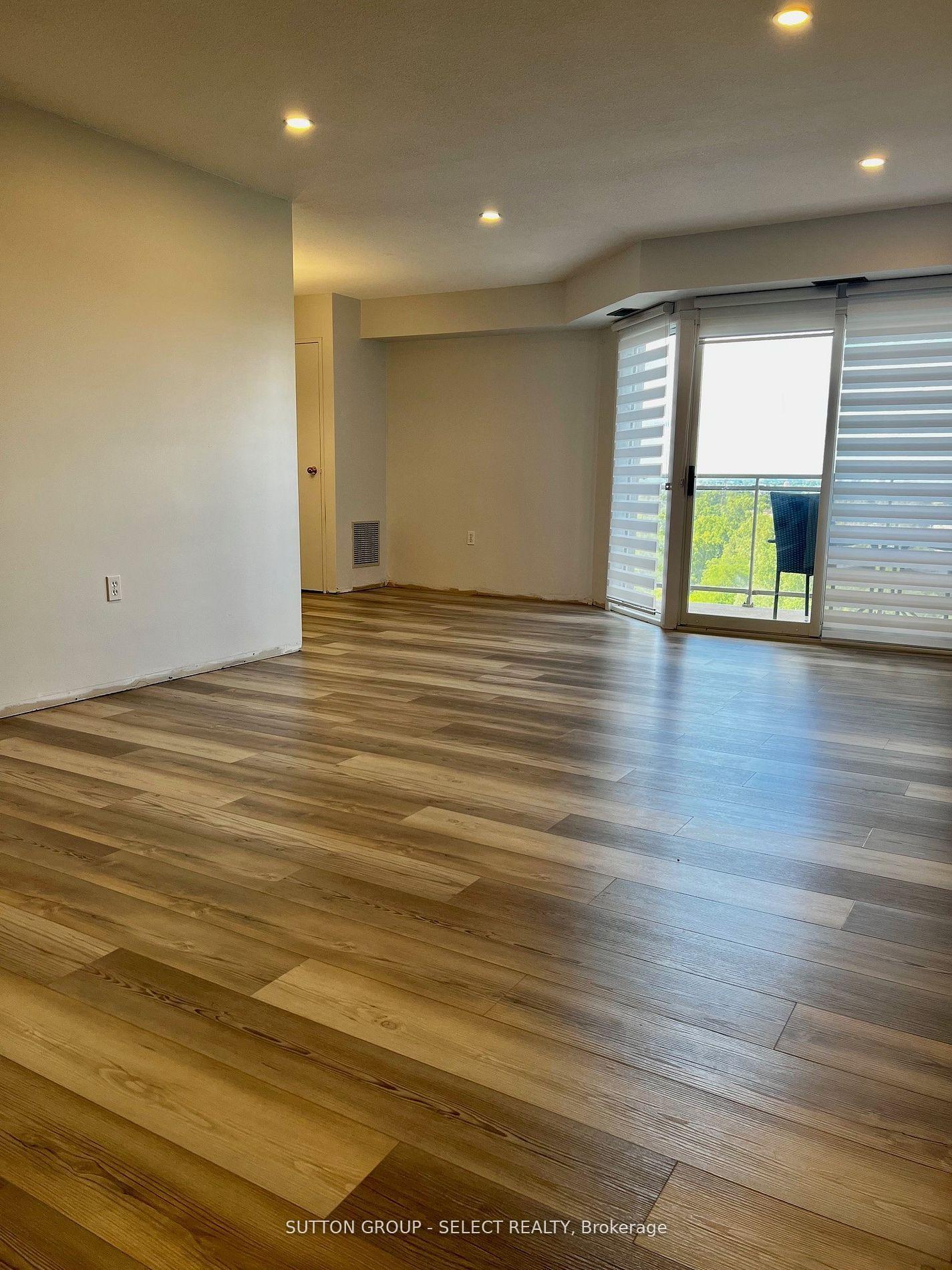 Photo 11 of Unit 905, 858 Commissioners Road E, London, South T — HOMEH