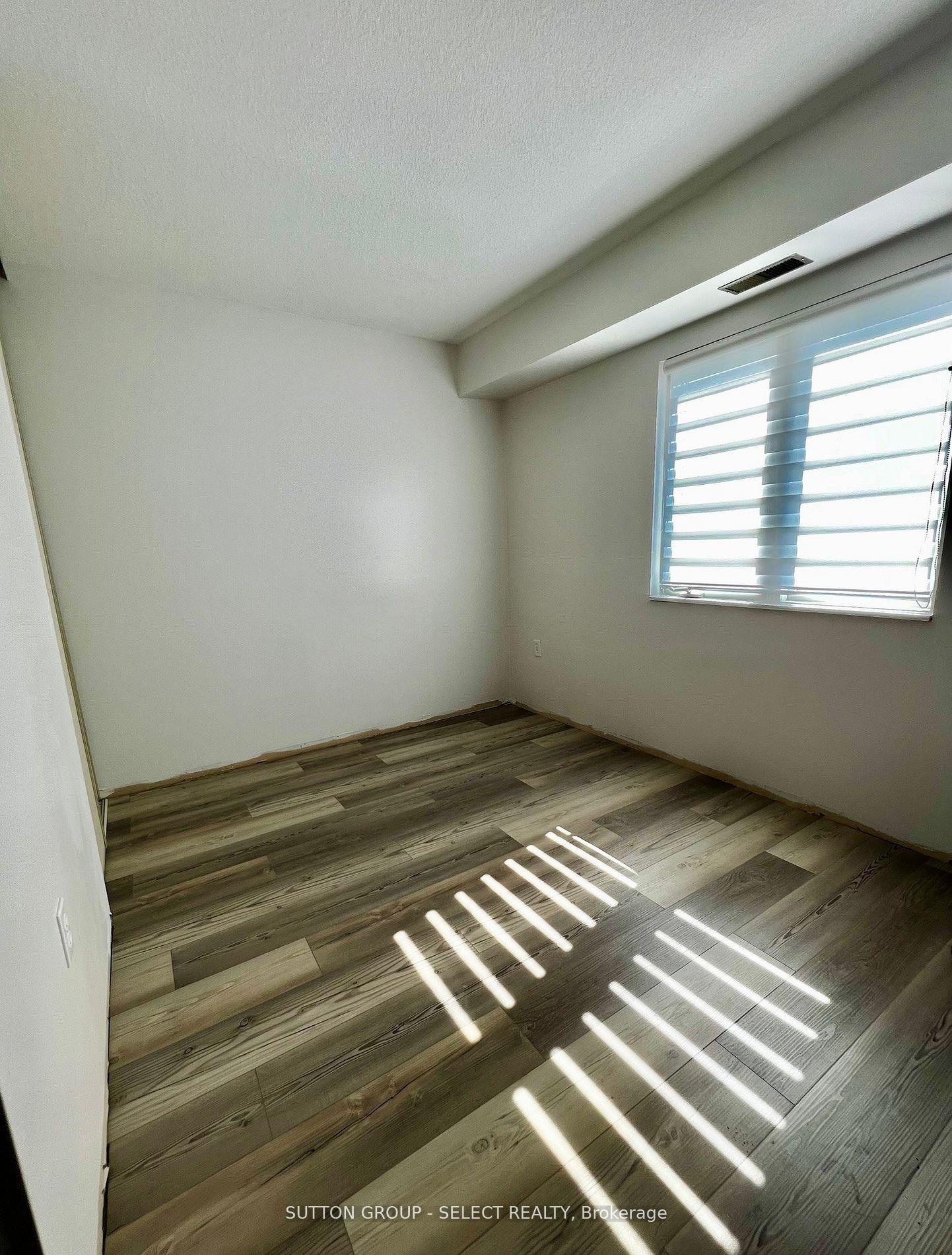 Photo 14 of Unit 905, 858 Commissioners Road E, London, South T — HOMEH