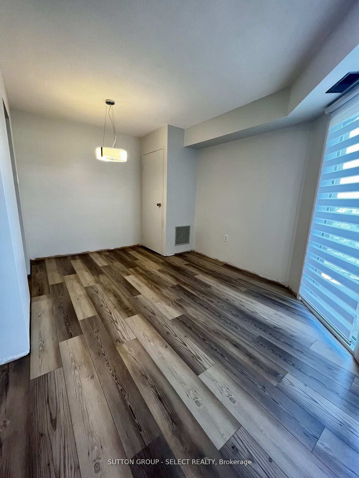 Photo 16 of Unit 905, 858 Commissioners Road E, London, South T — HOMEH