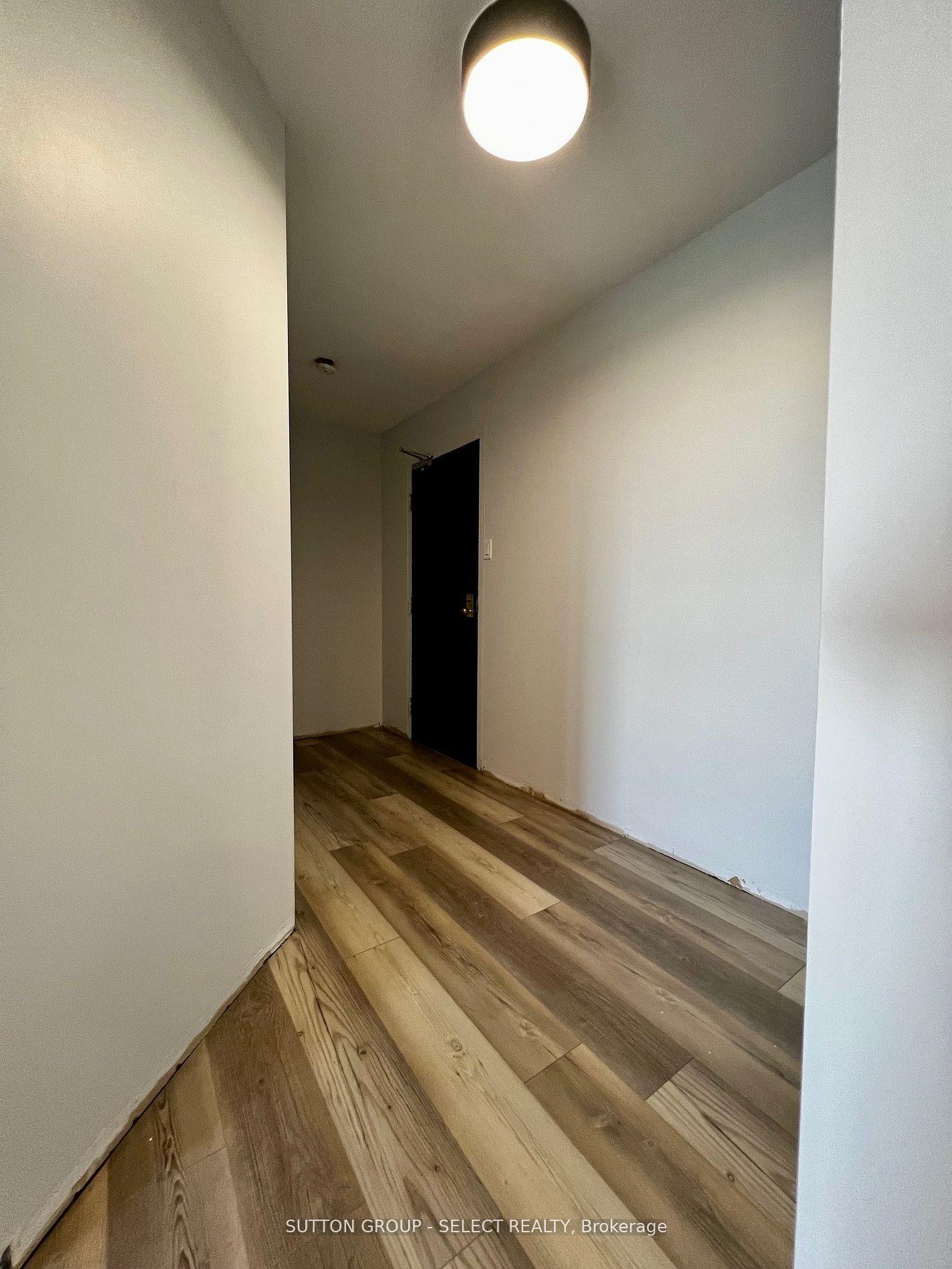 Photo 17 of Unit 905, 858 Commissioners Road E, London, South T — HOMEH