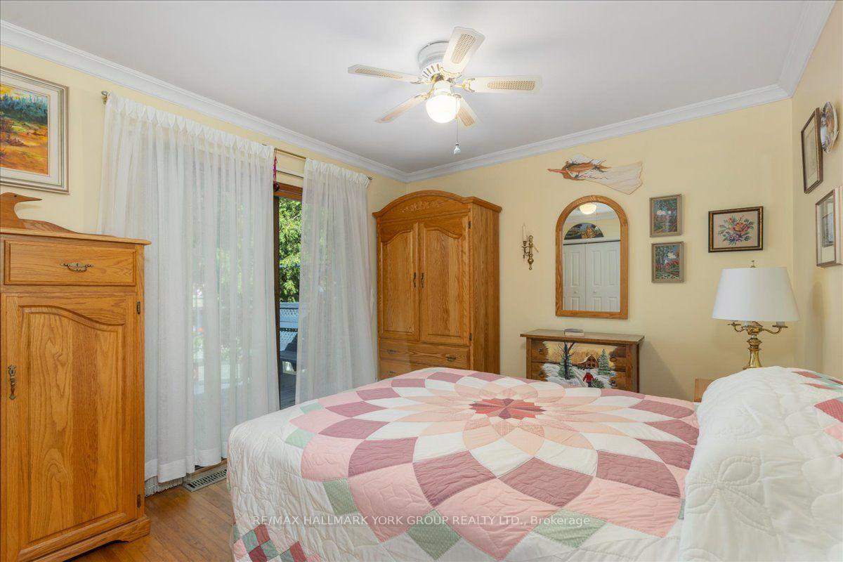 Photo 12 of 2 Corbett Crescent, Aurora, Aurora Highlands — HOMEH