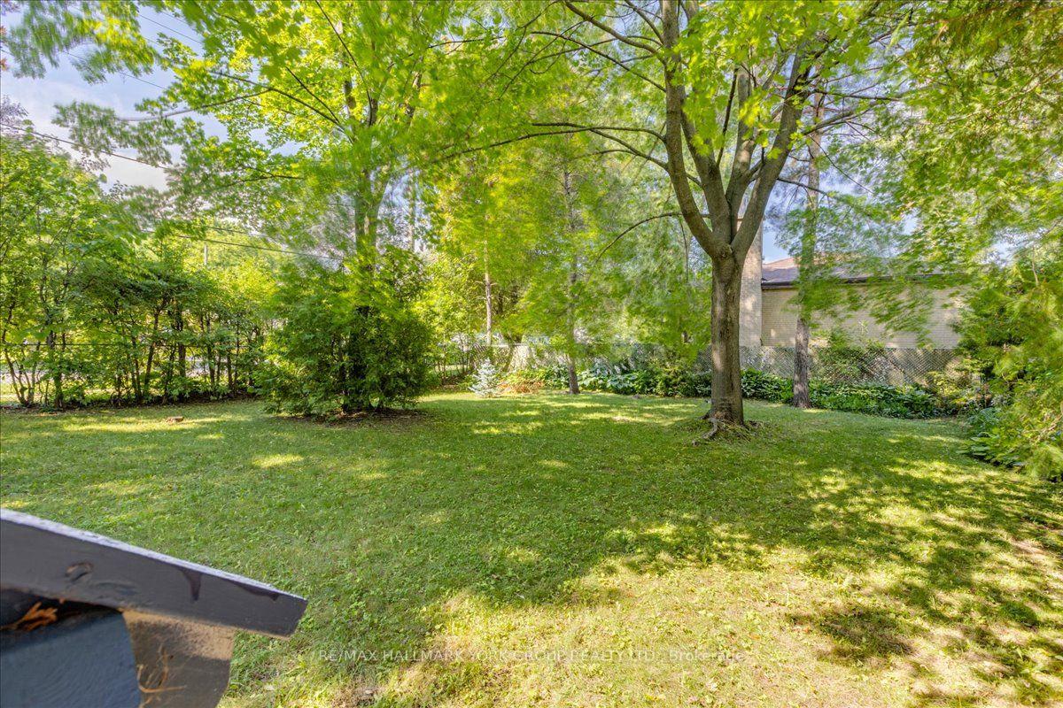 Photo 28 of 2 Corbett Crescent, Aurora, Aurora Highlands — HOMEH