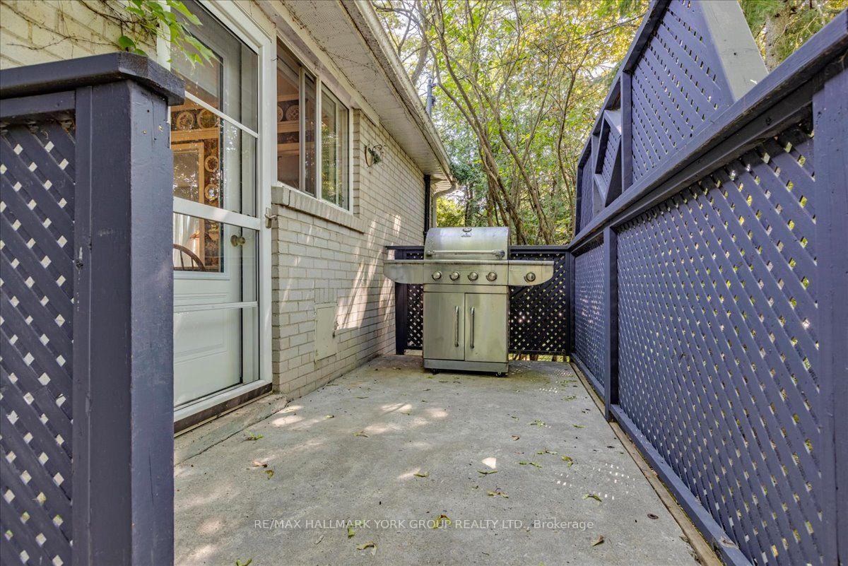 Photo 29 of 2 Corbett Crescent, Aurora, Aurora Highlands — HOMEH