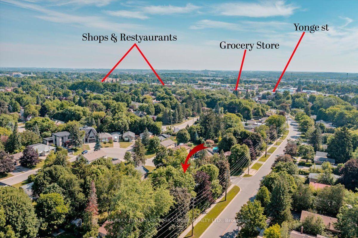 Photo 34 of 2 Corbett Crescent, Aurora, Aurora Highlands — HOMEH