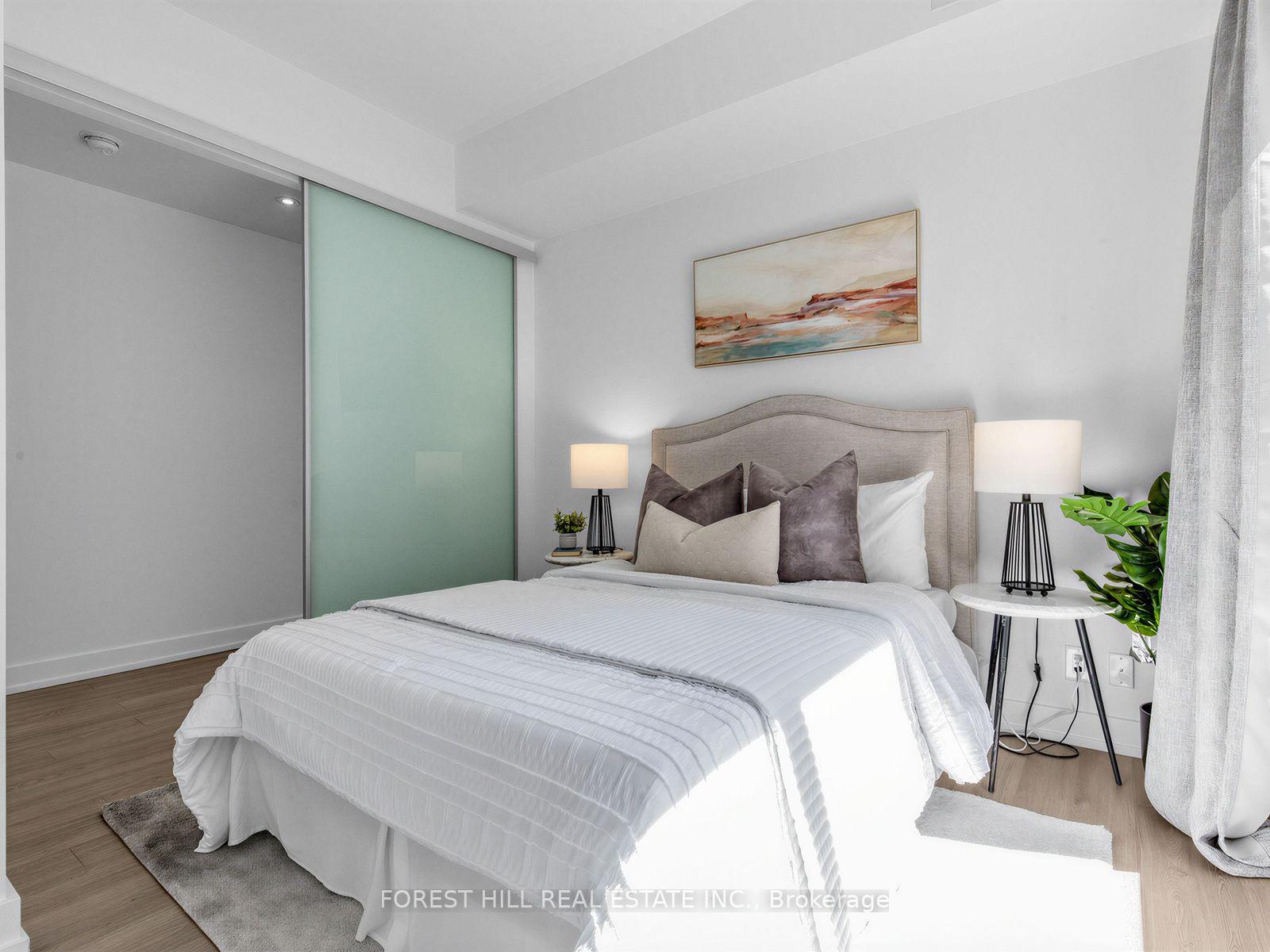 Photo 6 of Unit 313, 6 Parkwood Avenue, Toronto, Forest Hill South — HOMEH