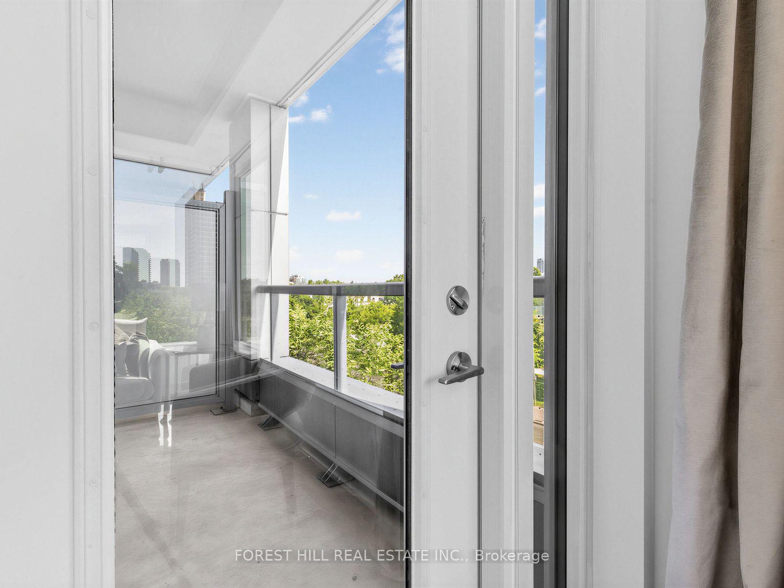 Photo 10 of Unit 313, 6 Parkwood Avenue, Toronto, Forest Hill South — HOMEH