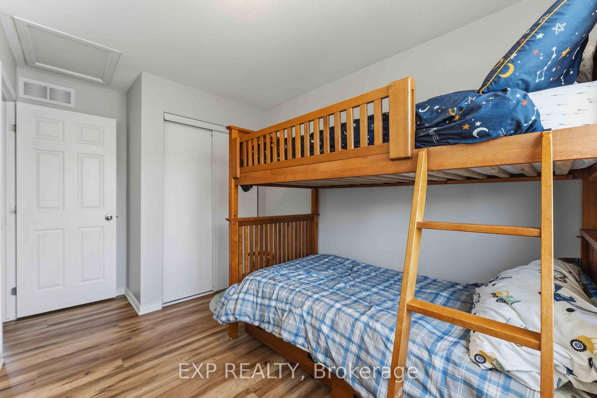 Photo 19 of 321 Brigitta Street, Ottawa, Kanata - Emerald Meadows/Trailwest — HOMEH