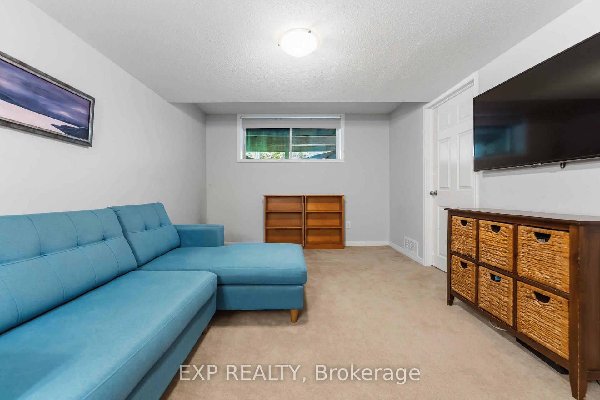 Photo 23 of 321 Brigitta Street, Ottawa, Kanata - Emerald Meadows/Trailwest — HOMEH