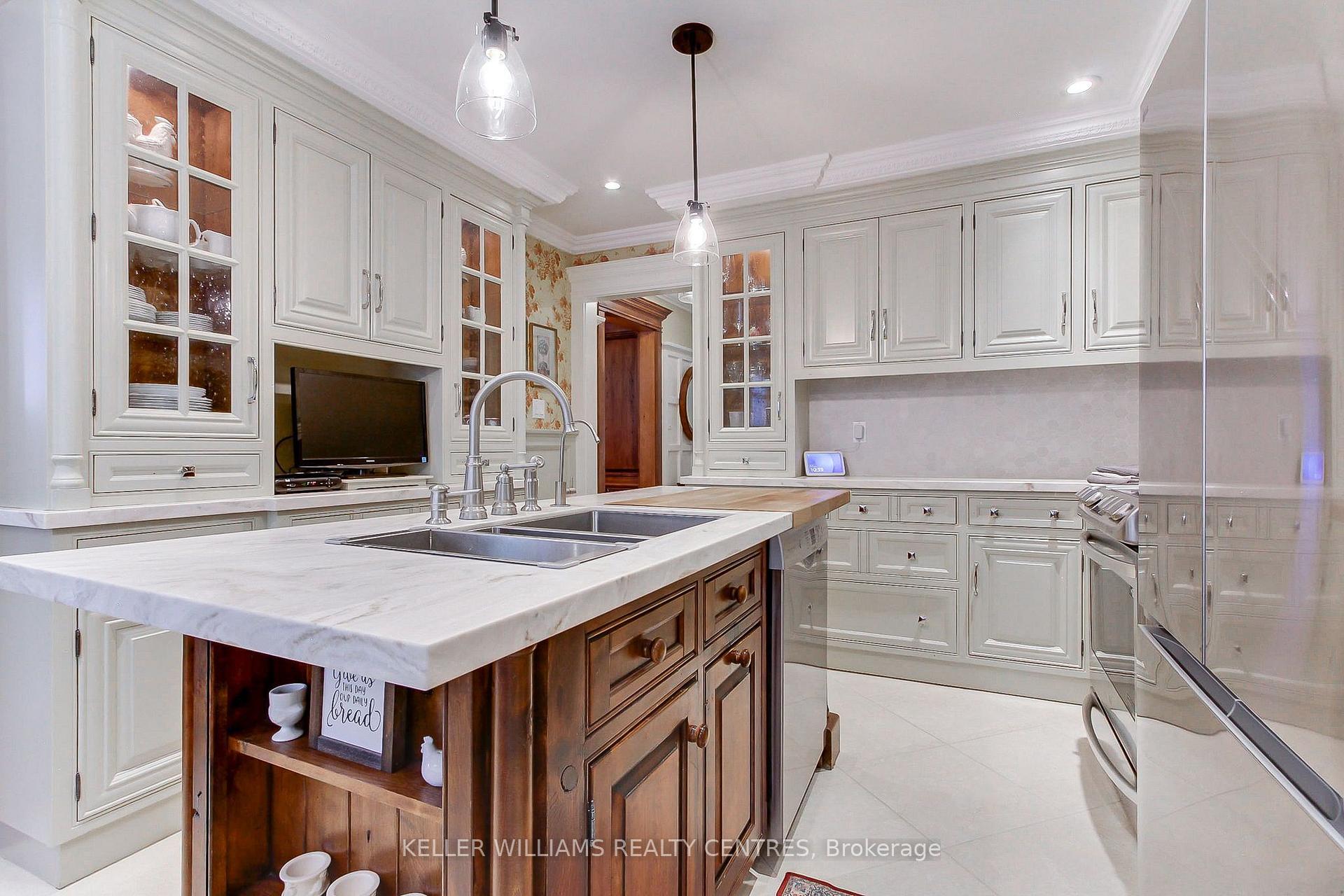 Photo 15 of 103 Timpson Drive, Aurora, Aurora Highlands — HOMEH