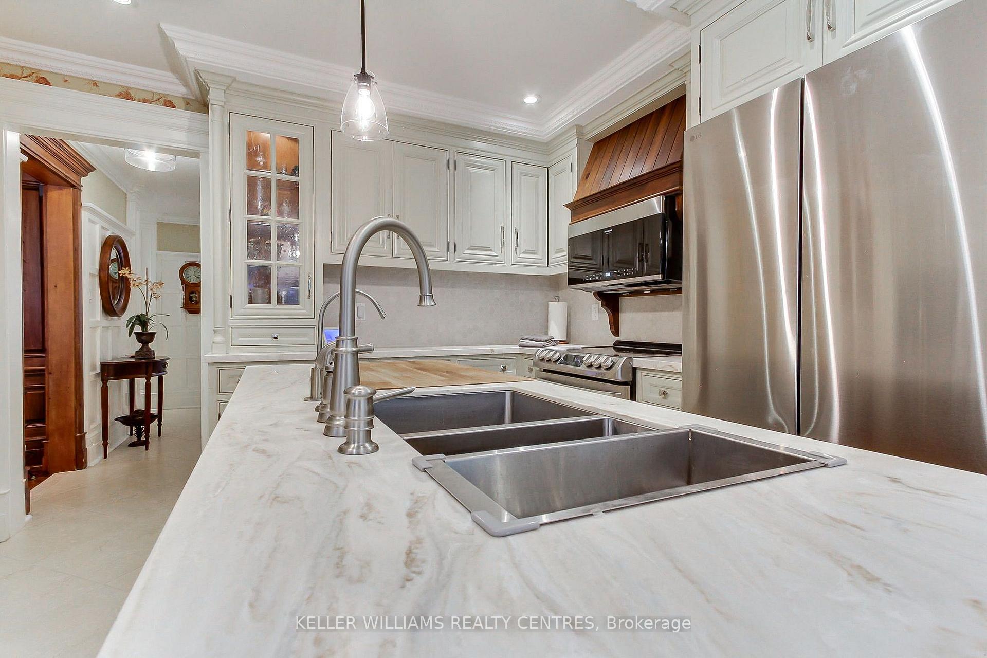Photo 17 of 103 Timpson Drive, Aurora, Aurora Highlands — HOMEH