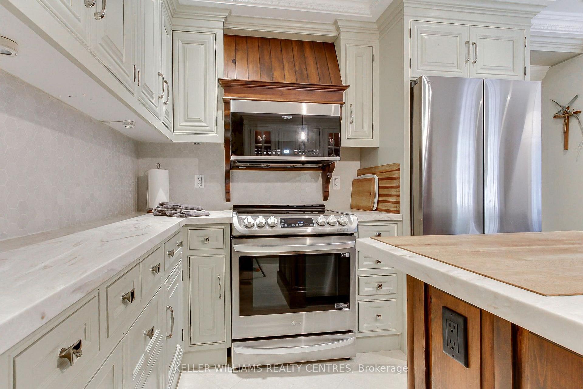 Photo 18 of 103 Timpson Drive, Aurora, Aurora Highlands — HOMEH