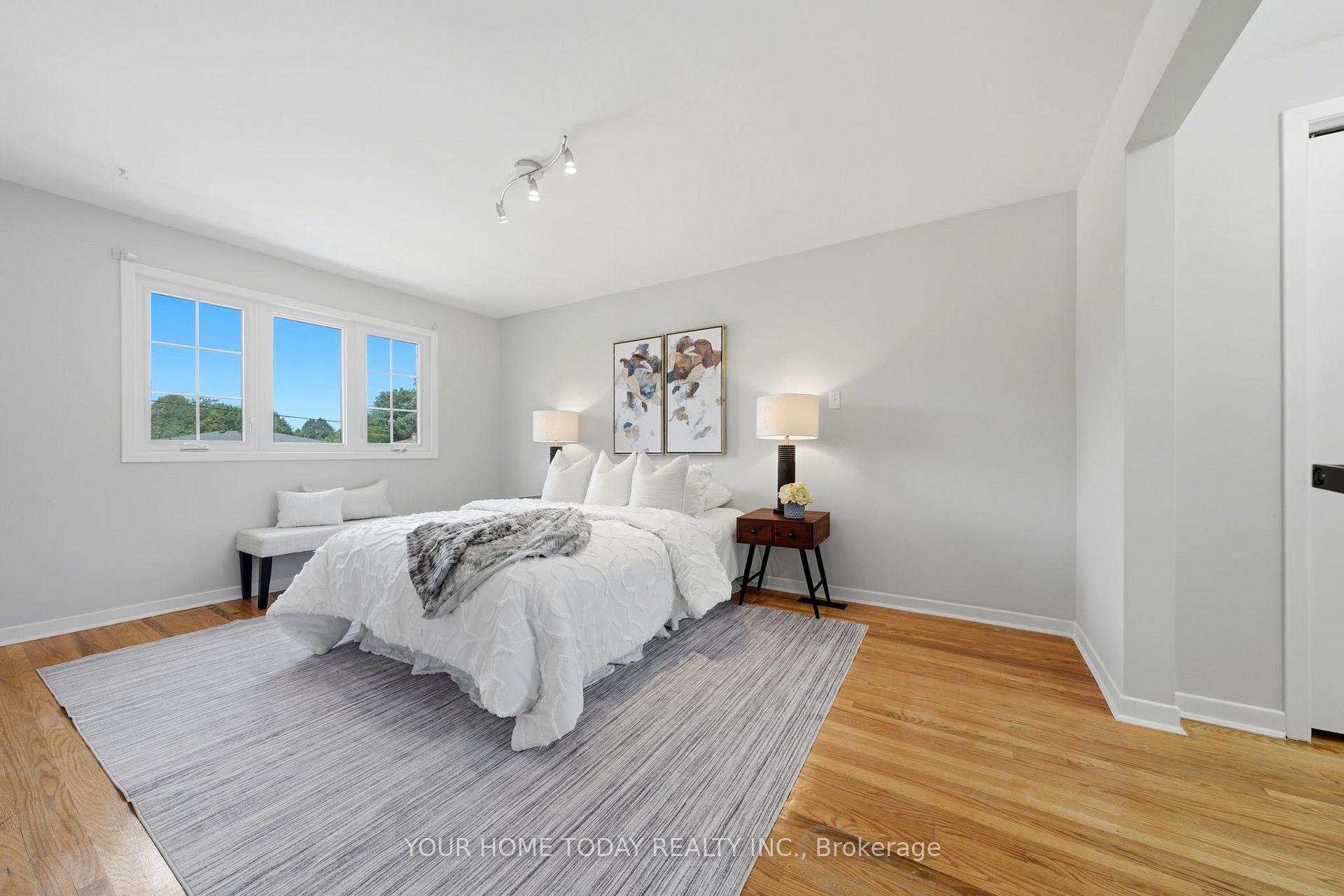 Photo 25 of 35 Dawson Crescent, Halton Hills, Georgetown — HOMEH