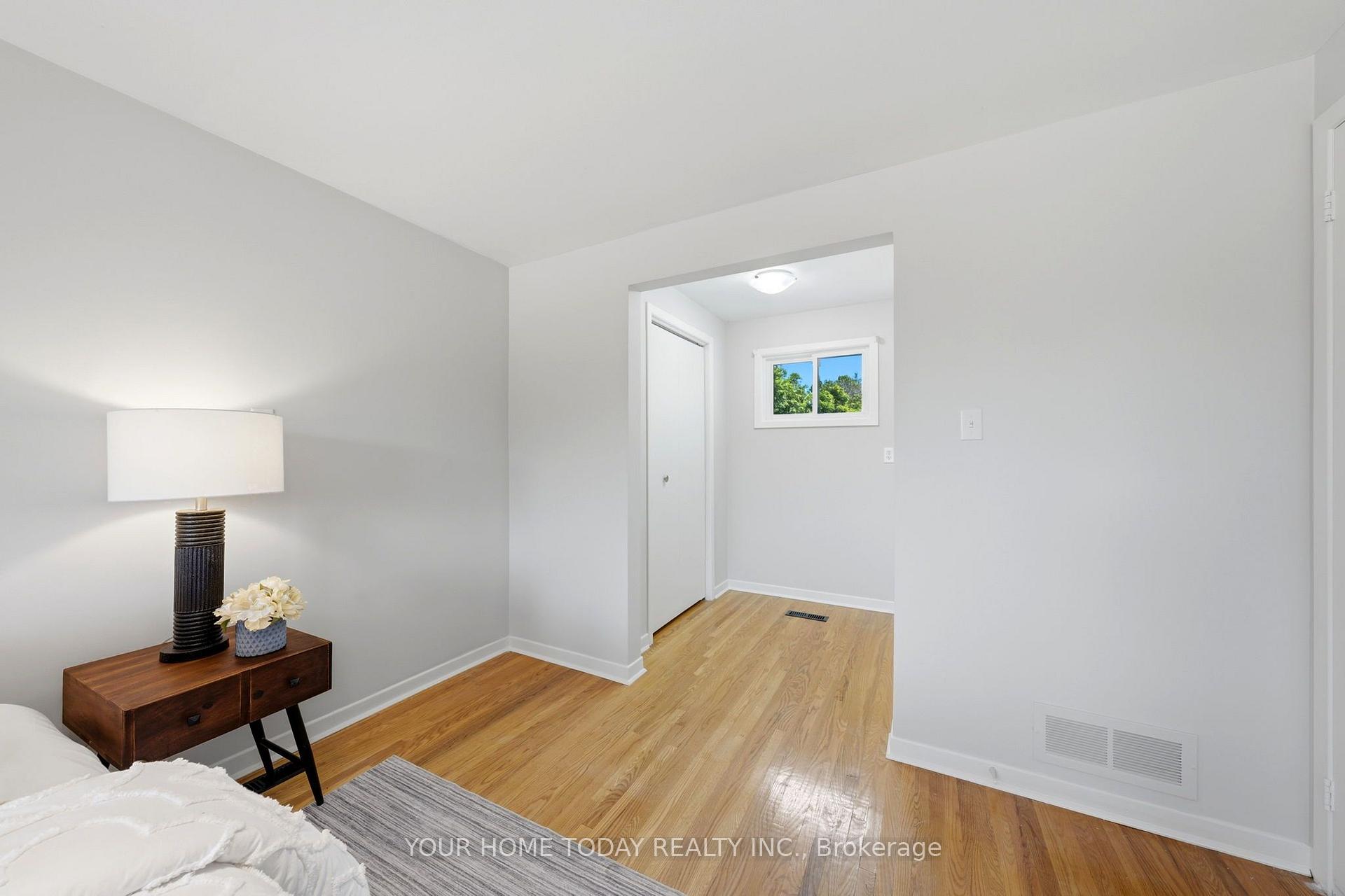 Photo 26 of 35 Dawson Crescent, Halton Hills, Georgetown — HOMEH