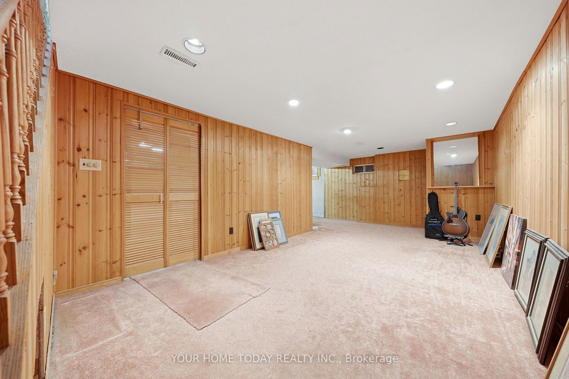 Photo 30 of 35 Dawson Crescent, Halton Hills, Georgetown — HOMEH