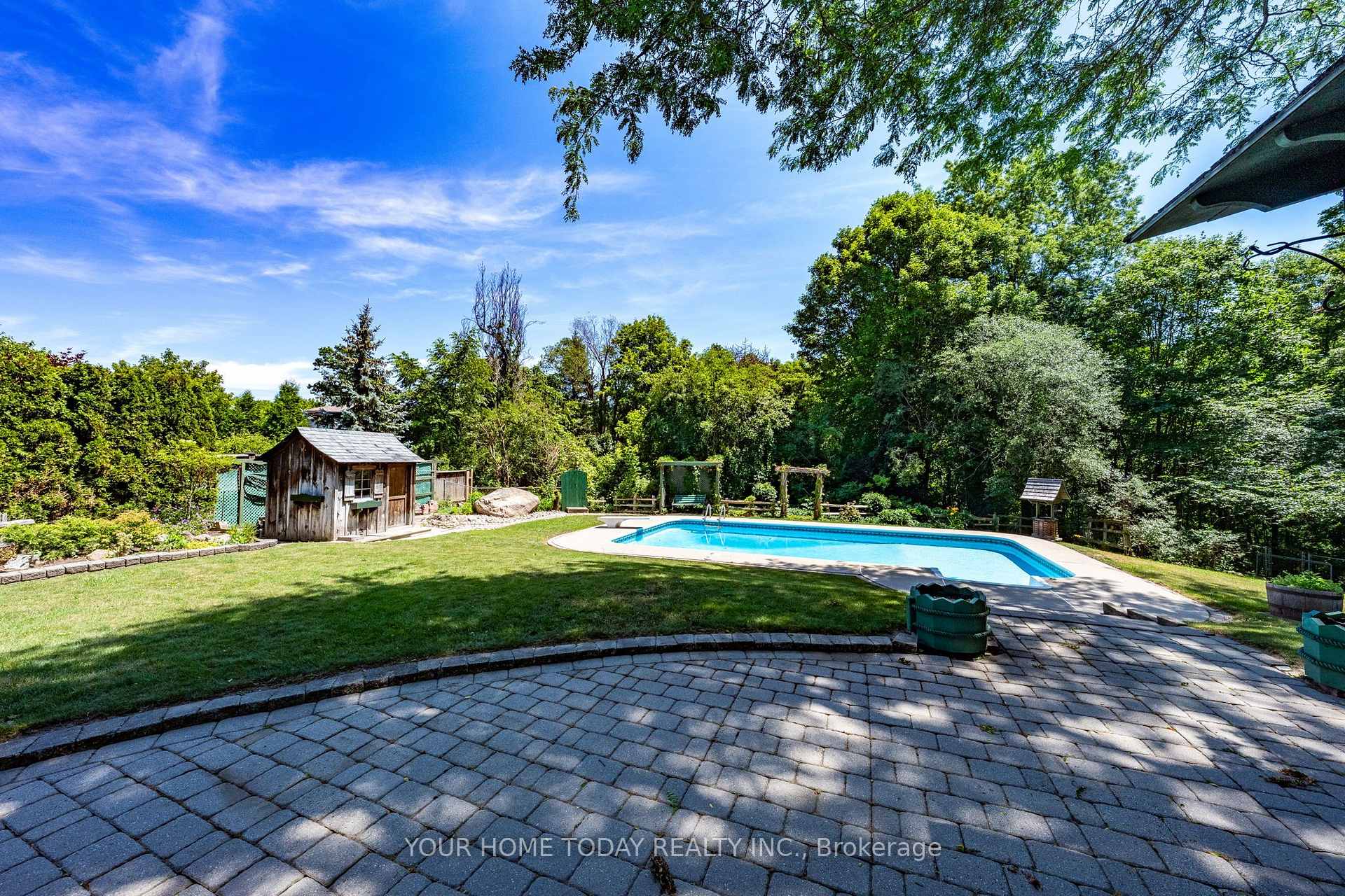 Photo 35 of 35 Dawson Crescent, Halton Hills, Georgetown — HOMEH