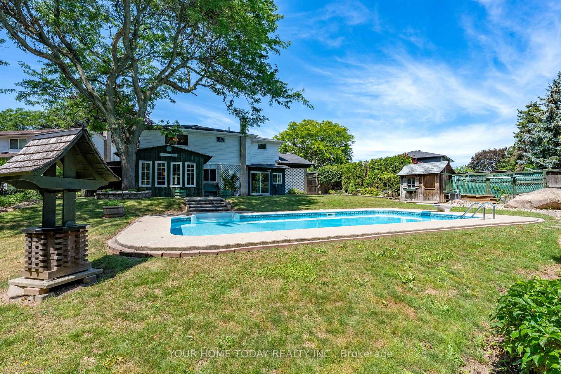 Photo 38 of 35 Dawson Crescent, Halton Hills, Georgetown — HOMEH